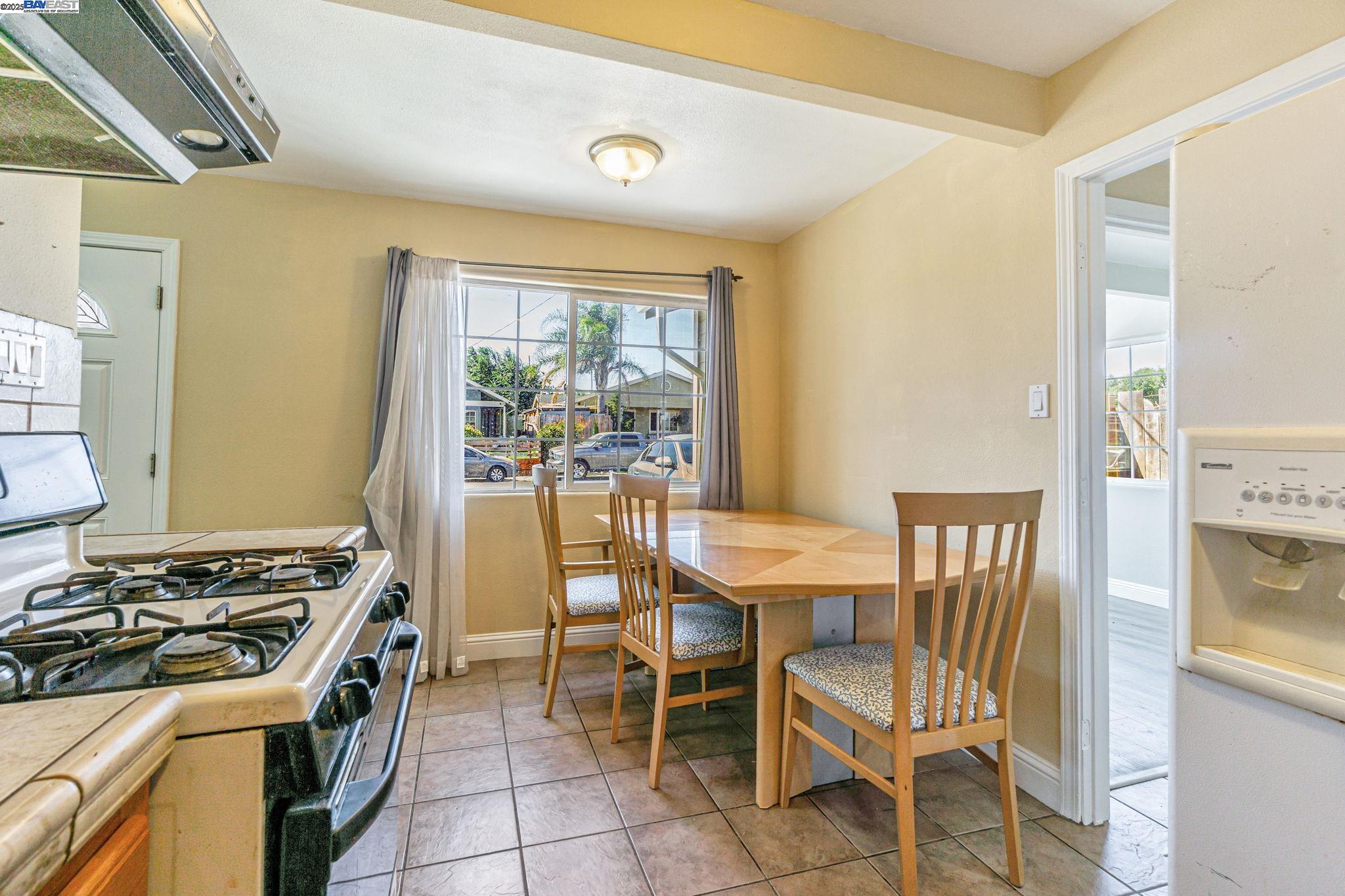 Detail Gallery Image 7 of 24 For 232 Shore Rd, Bay Point,  CA 94565 - 3 Beds | 2 Baths
