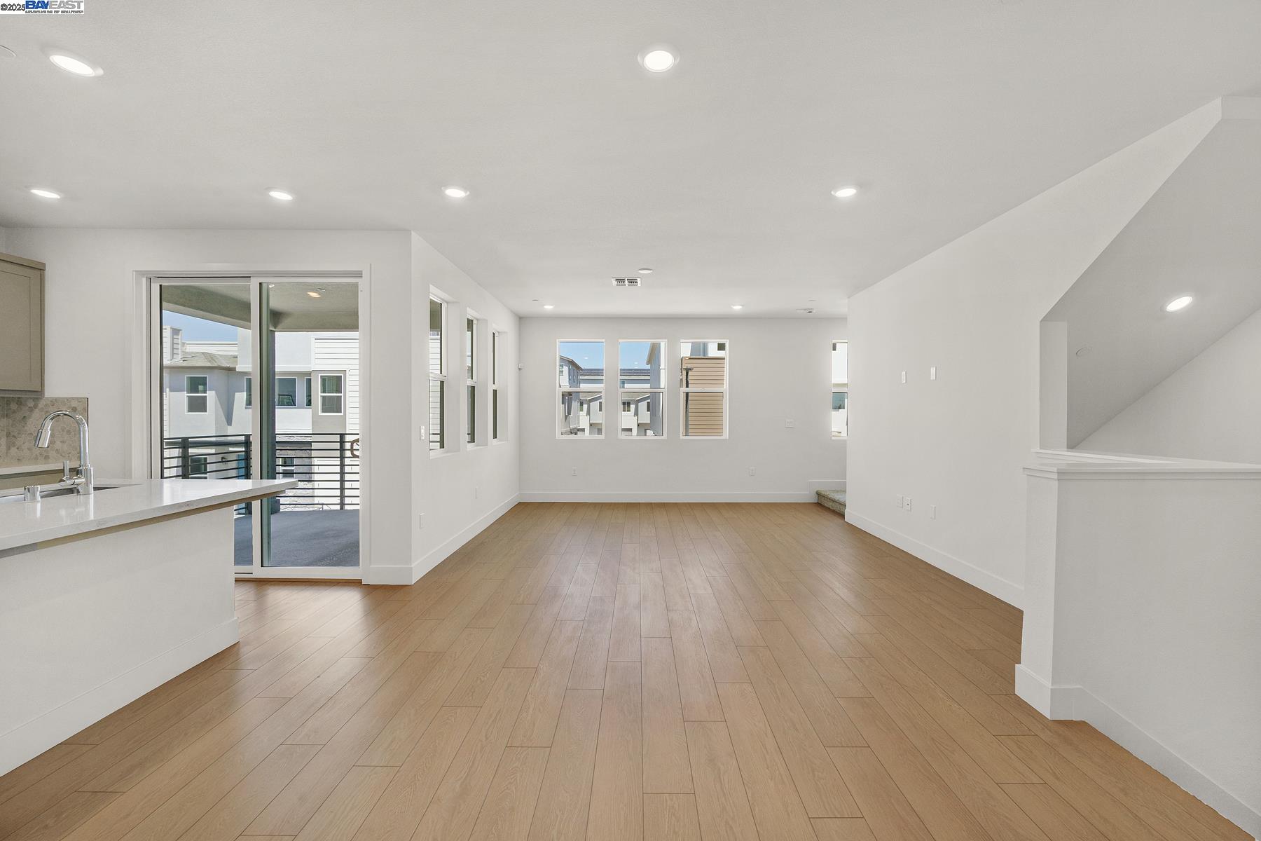 Detail Gallery Image 14 of 47 For 6226 Dove Ave, Dublin,  CA 94568 - 3 Beds | 2/1 Baths