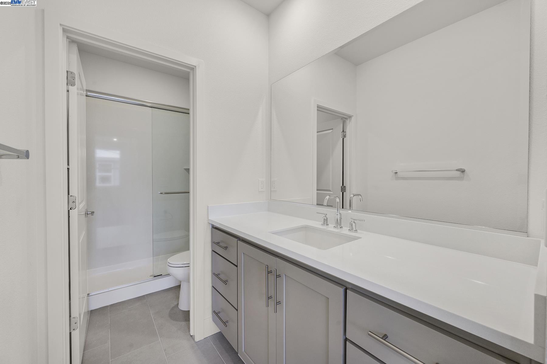 Detail Gallery Image 23 of 47 For 6226 Dove Ave, Dublin,  CA 94568 - 3 Beds | 2/1 Baths