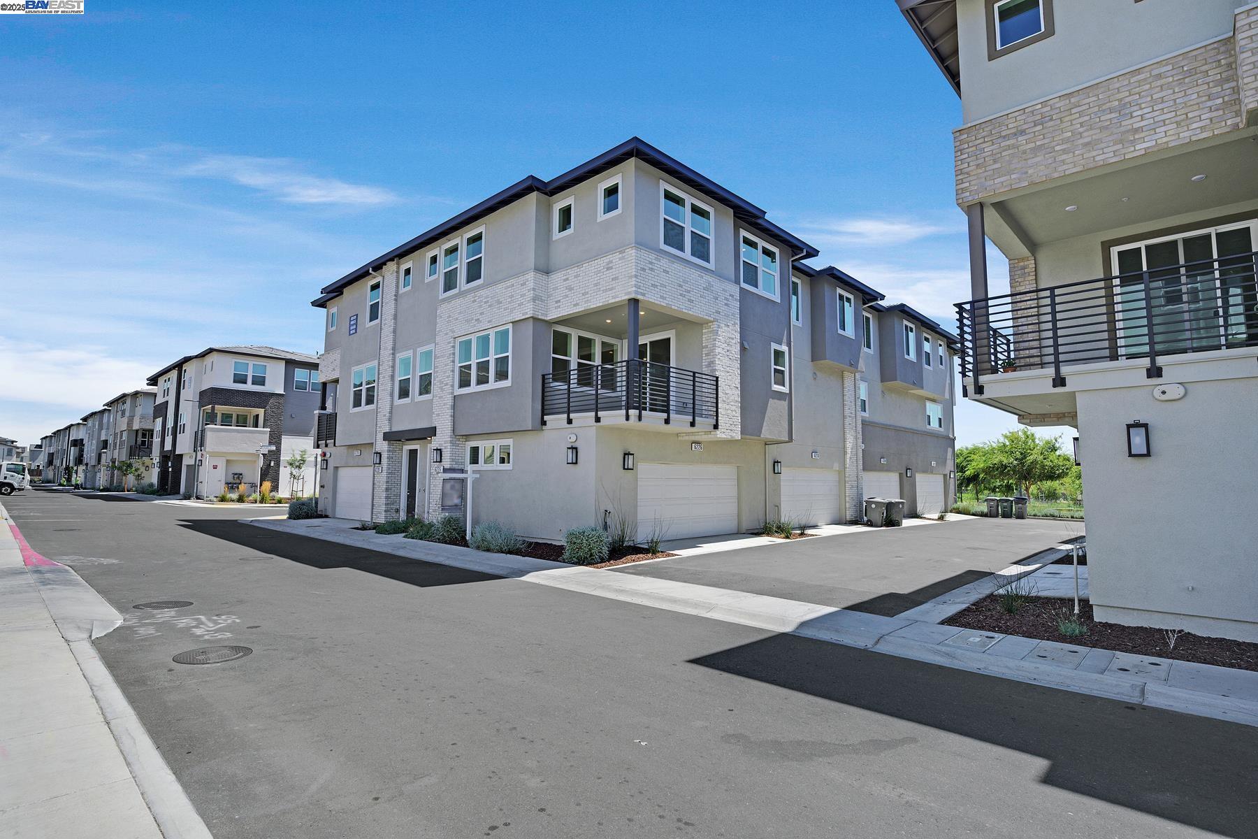 Detail Gallery Image 41 of 47 For 6226 Dove Ave, Dublin,  CA 94568 - 3 Beds | 2/1 Baths