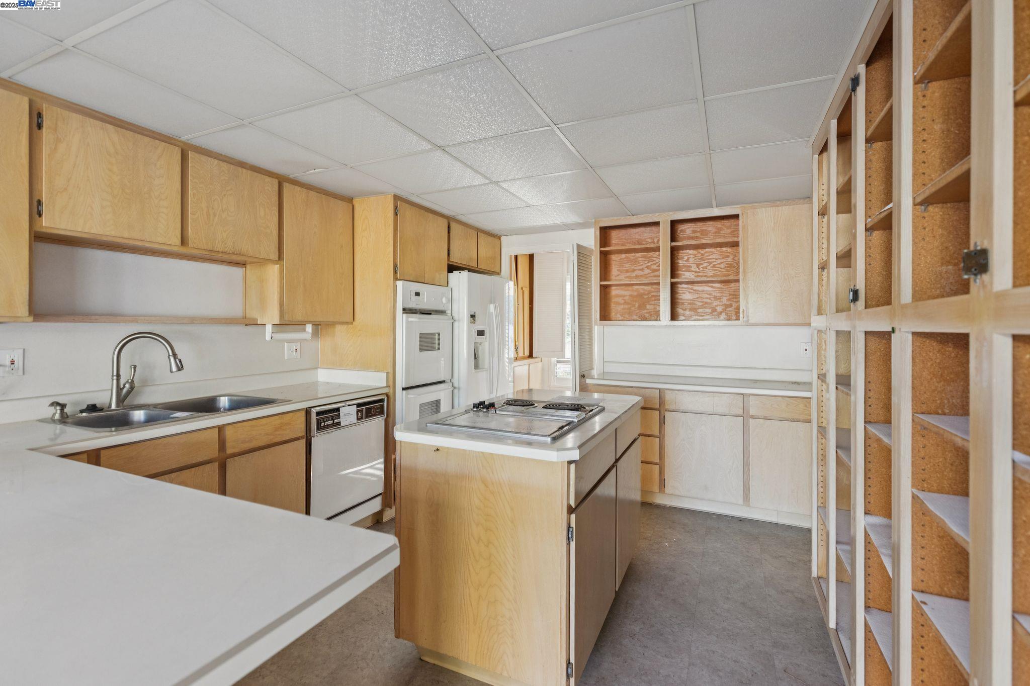 Detail Gallery Image 15 of 43 For 20521 Upper Hillview Dr, Sonora,  CA 95370 - 3 Beds | 2/1 Baths