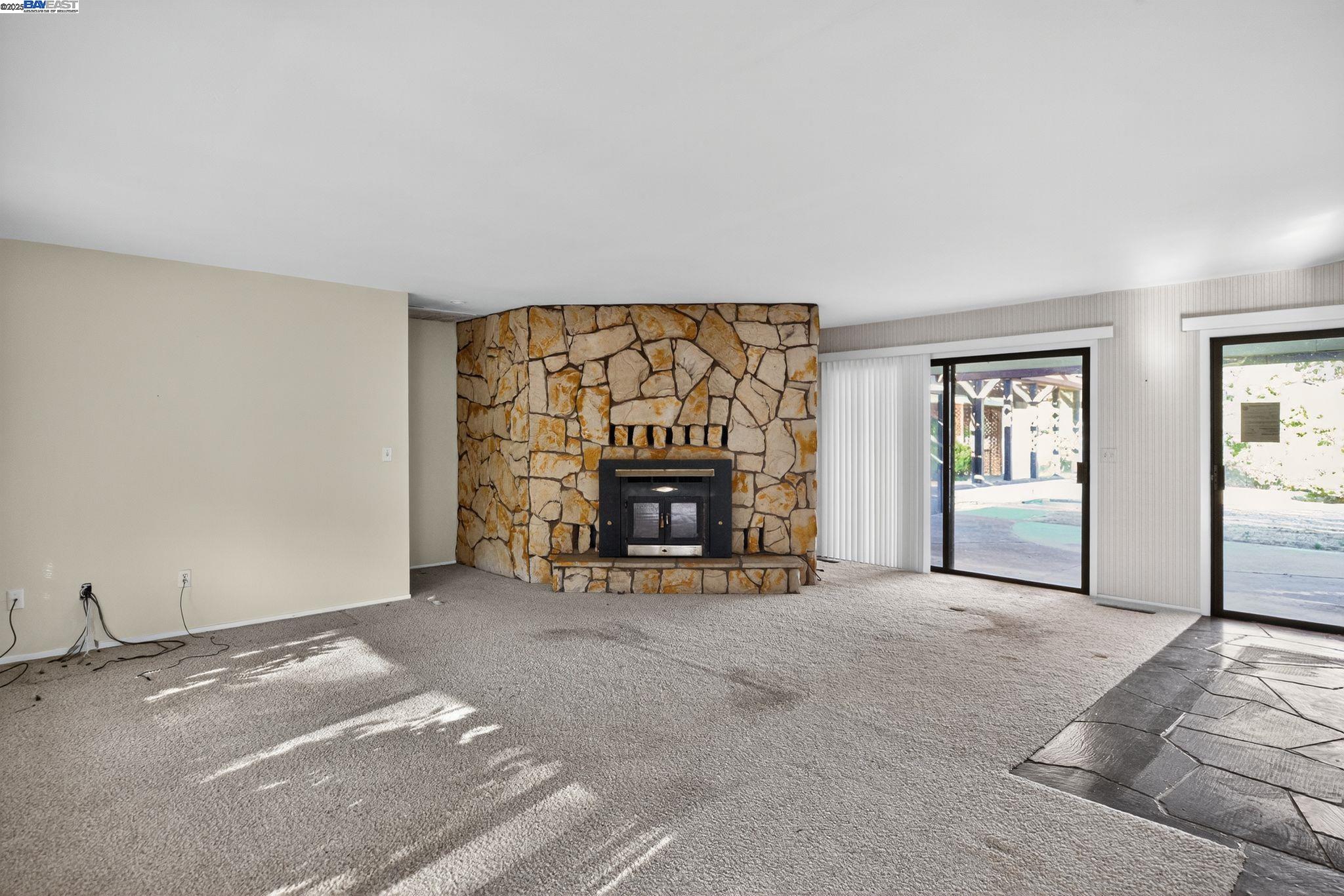 Detail Gallery Image 10 of 43 For 20521 Upper Hillview Dr, Sonora,  CA 95370 - 3 Beds | 2/1 Baths