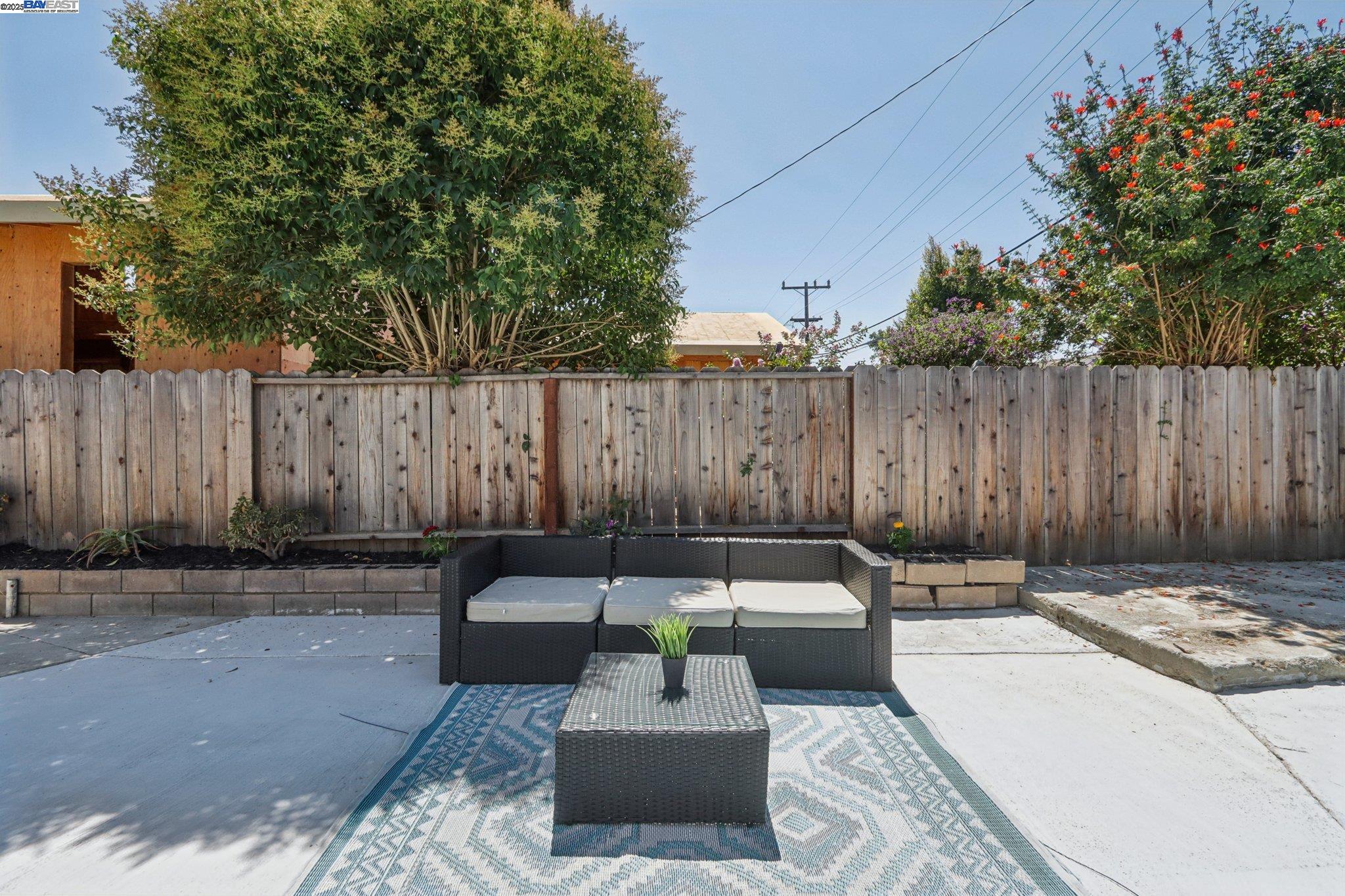 Detail Gallery Image 18 of 31 For 39681 Sundale Dr, Fremont,  CA 94538 - 3 Beds | 2 Baths