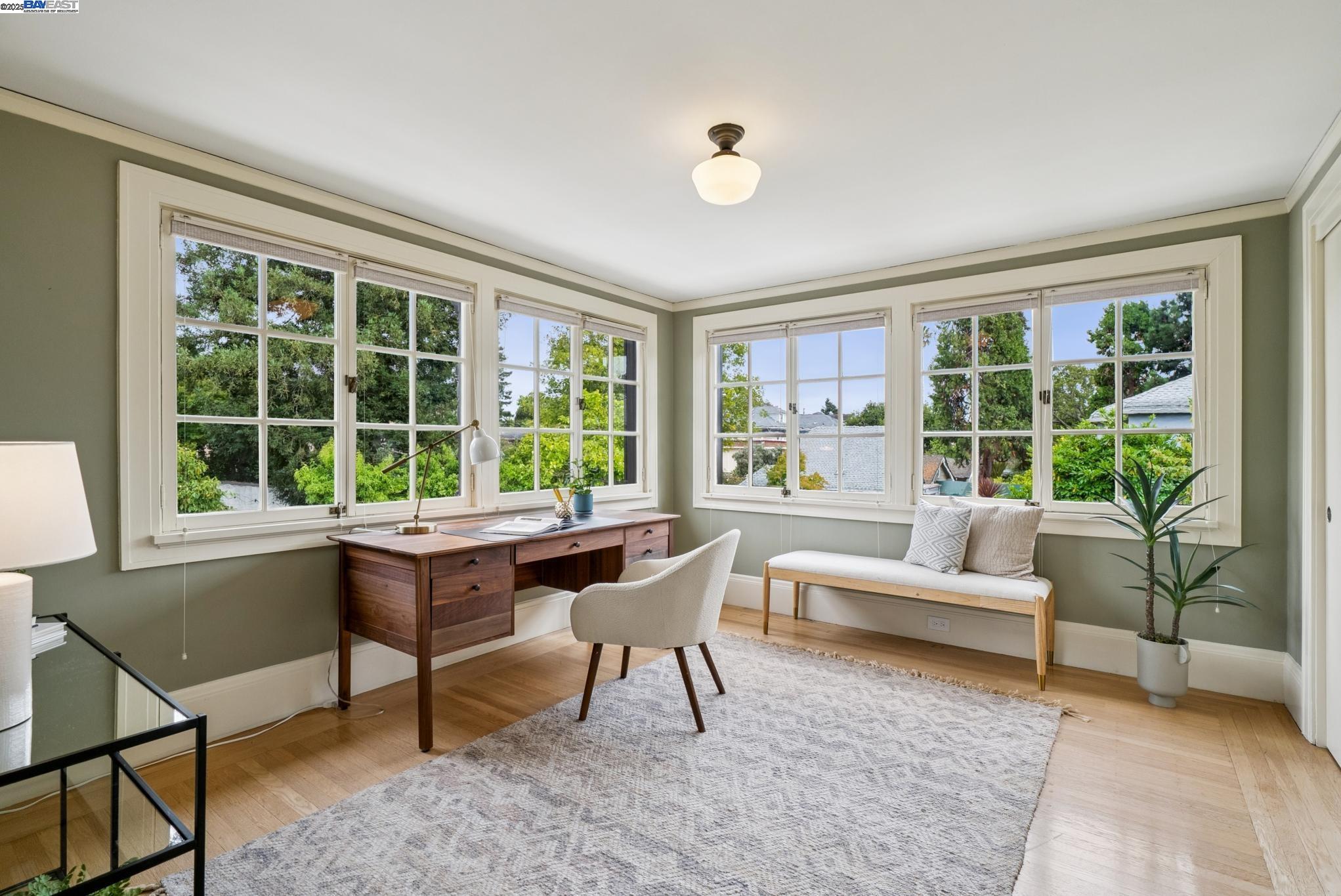Detail Gallery Image 33 of 60 For 1232 Bay Street, Alameda,  CA 94501 - 8 Beds | 3/3 Baths