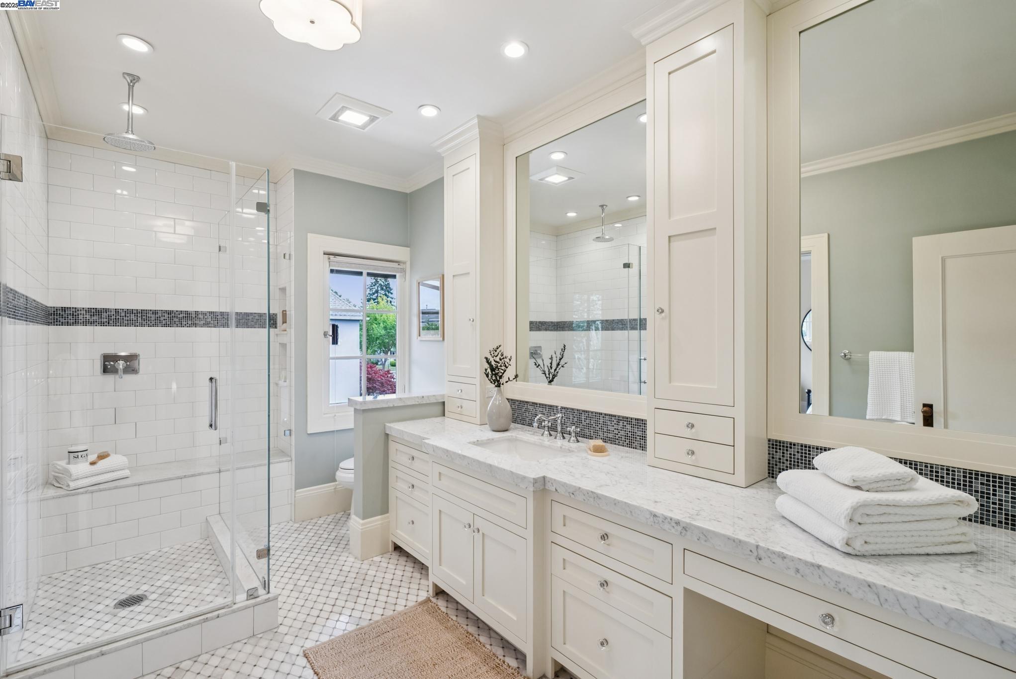 Detail Gallery Image 57 of 60 For 1232 Bay Street, Alameda,  CA 94501 - 8 Beds | 3/3 Baths