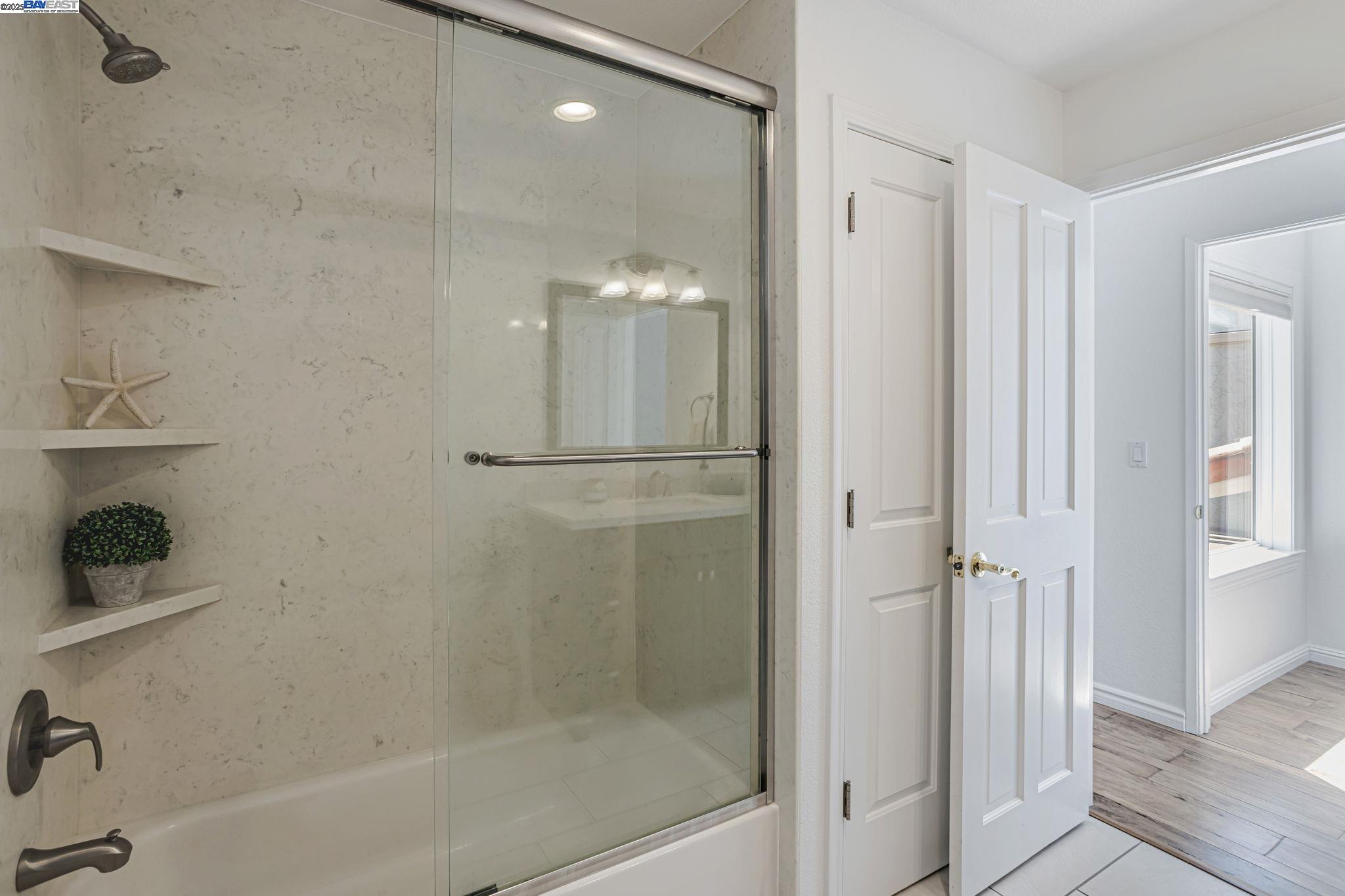 Detail Gallery Image 25 of 43 For 142 Calle Larga, Los Gatos,  CA 95032 - 3 Beds | 3 Baths