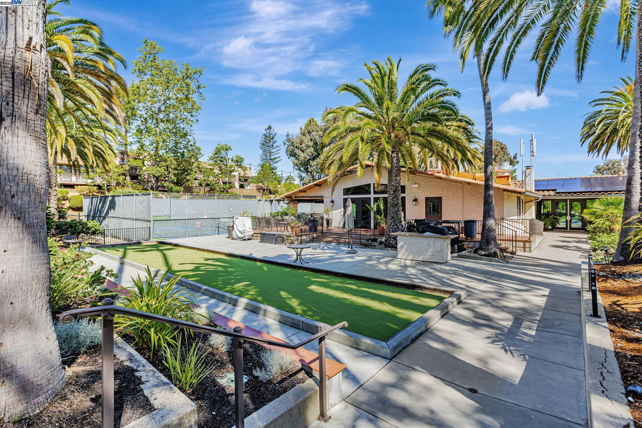 Detail Gallery Image 37 of 43 For 142 Calle Larga, Los Gatos,  CA 95032 - 3 Beds | 3 Baths