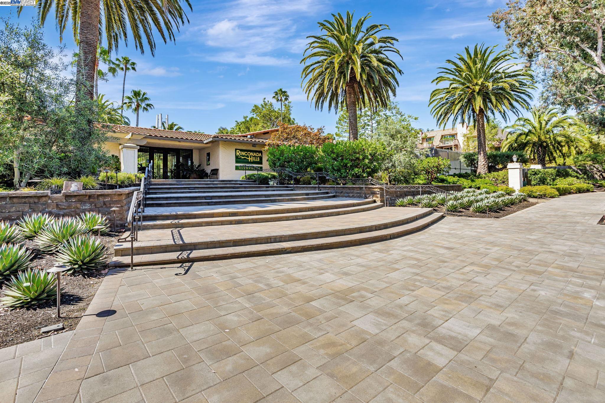 Detail Gallery Image 38 of 43 For 142 Calle Larga, Los Gatos,  CA 95032 - 3 Beds | 3 Baths