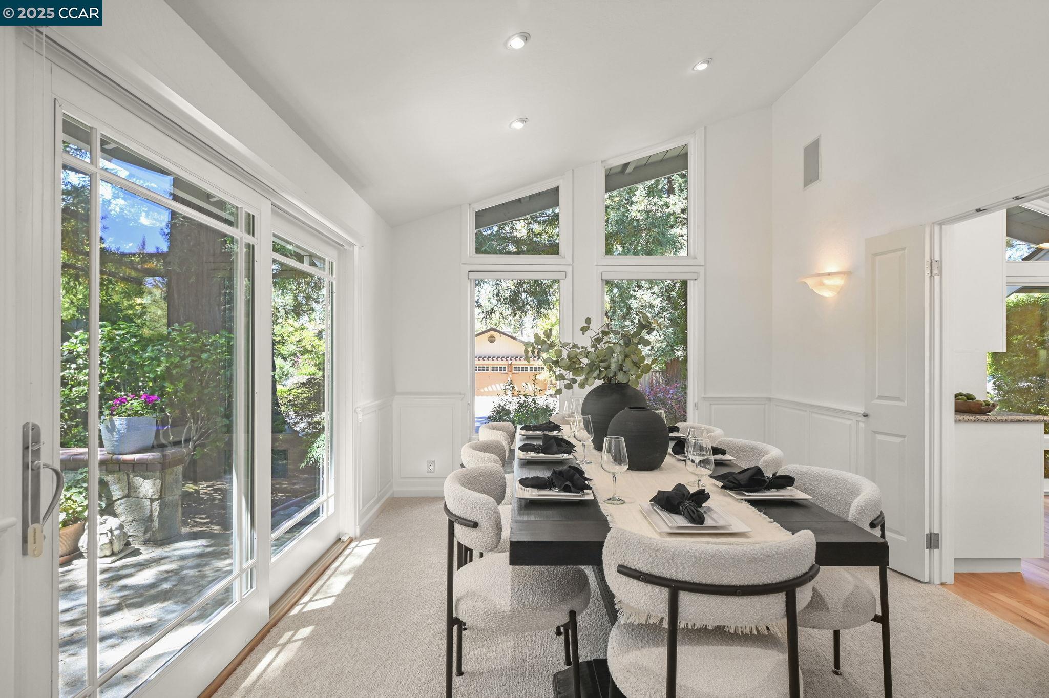 Detail Gallery Image 14 of 59 For 1023 White Gate Rd, Alamo,  CA 94507 - 4 Beds | 3/1 Baths