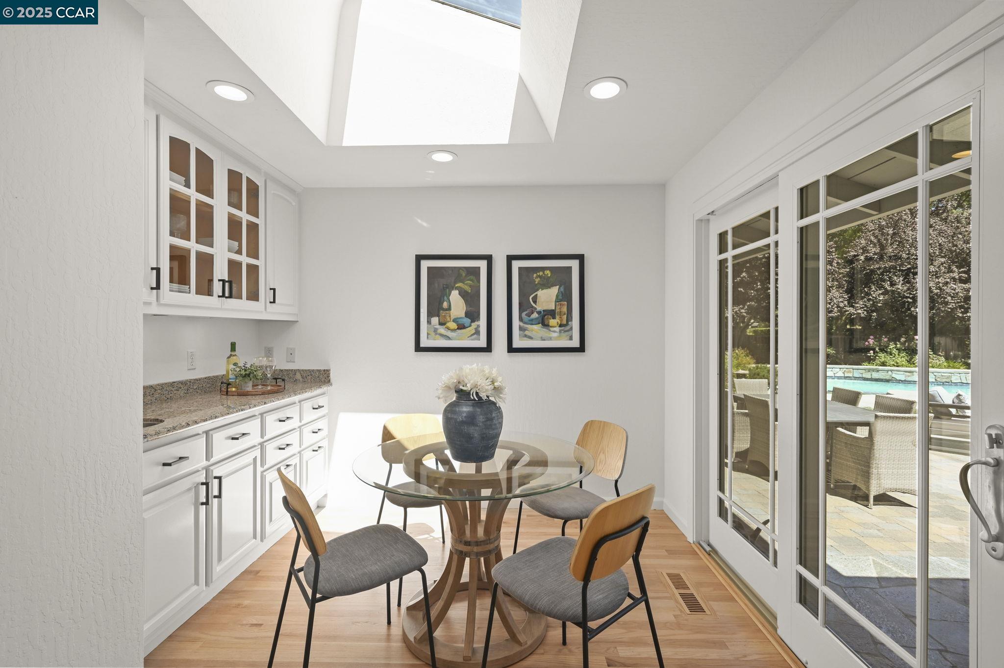Detail Gallery Image 22 of 59 For 1023 White Gate Rd, Alamo,  CA 94507 - 4 Beds | 3/1 Baths