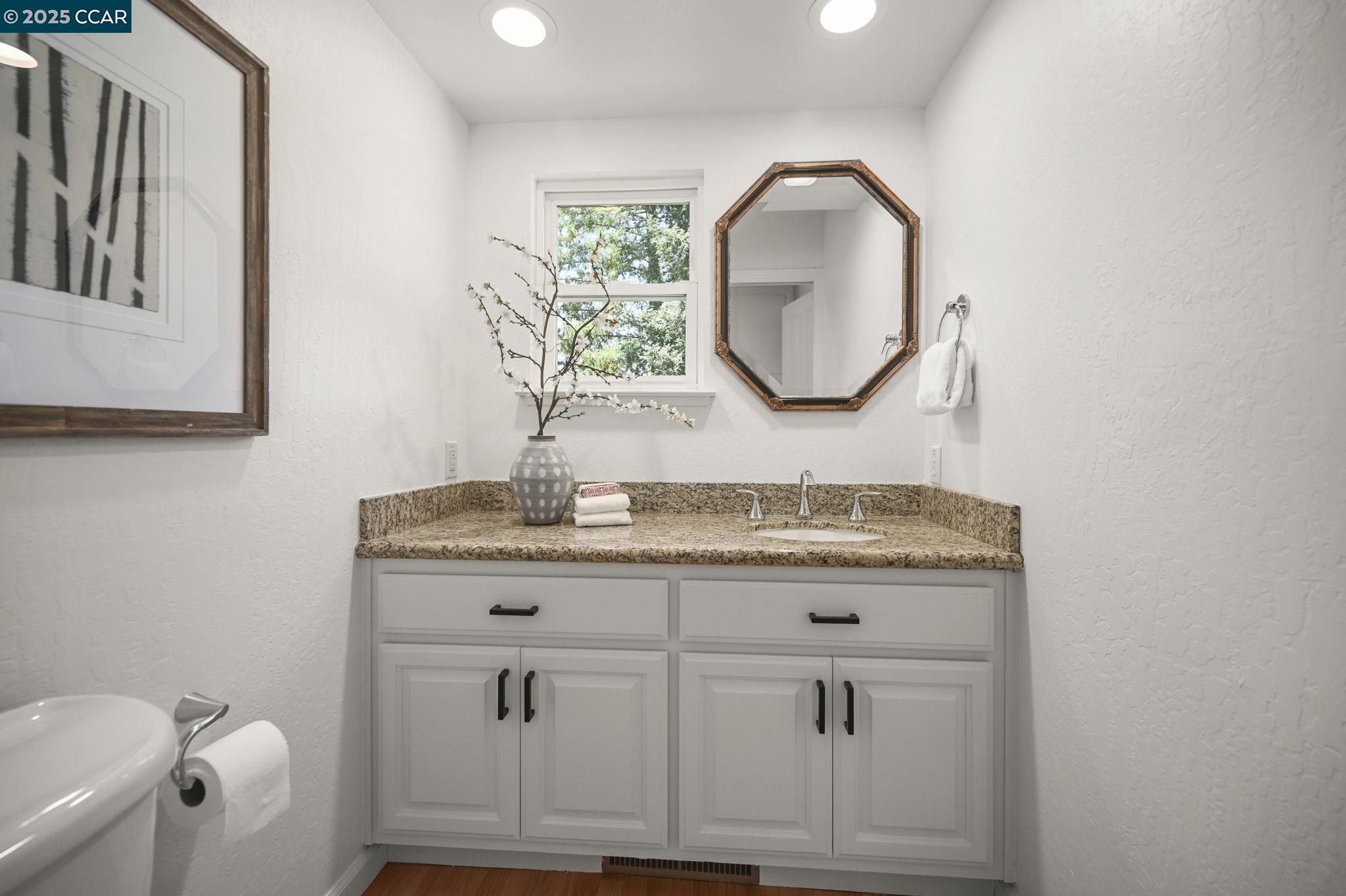 Detail Gallery Image 24 of 59 For 1023 White Gate Rd, Alamo,  CA 94507 - 4 Beds | 3/1 Baths