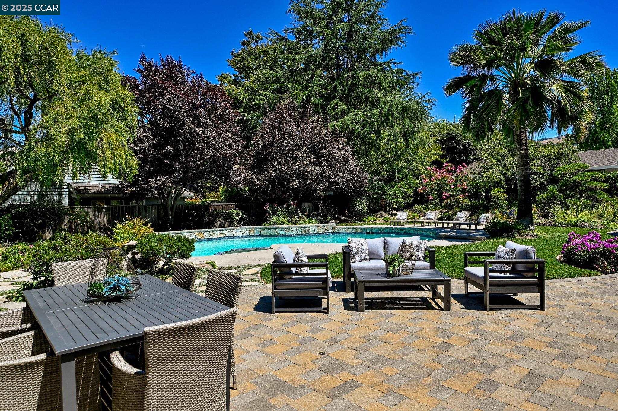 Detail Gallery Image 39 of 59 For 1023 White Gate Rd, Alamo,  CA 94507 - 4 Beds | 3/1 Baths