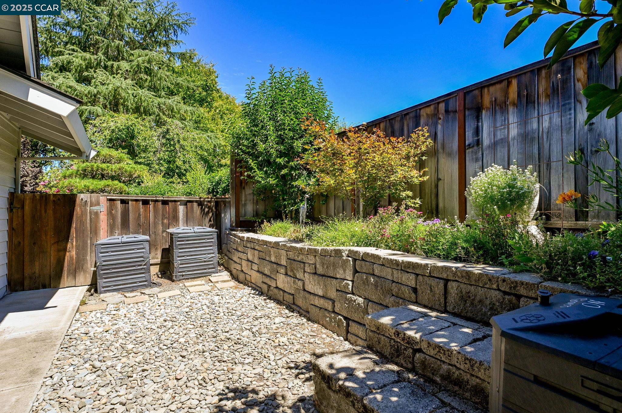 Detail Gallery Image 52 of 59 For 1023 White Gate Rd, Alamo,  CA 94507 - 4 Beds | 3/1 Baths