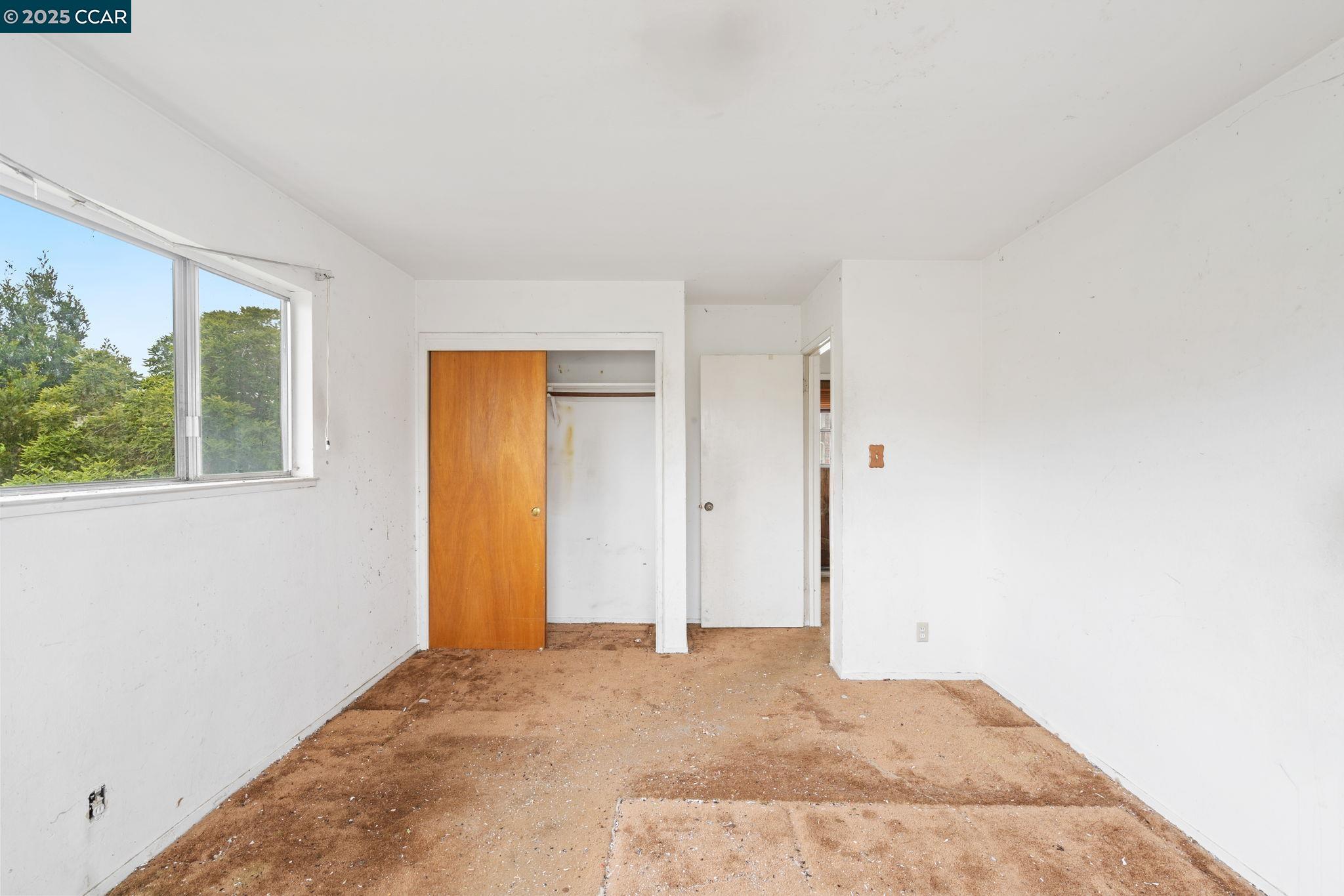 Detail Gallery Image 37 of 52 For 1700 San Benito St, Richmond,  CA 94804 - 5 Beds | 2 Baths