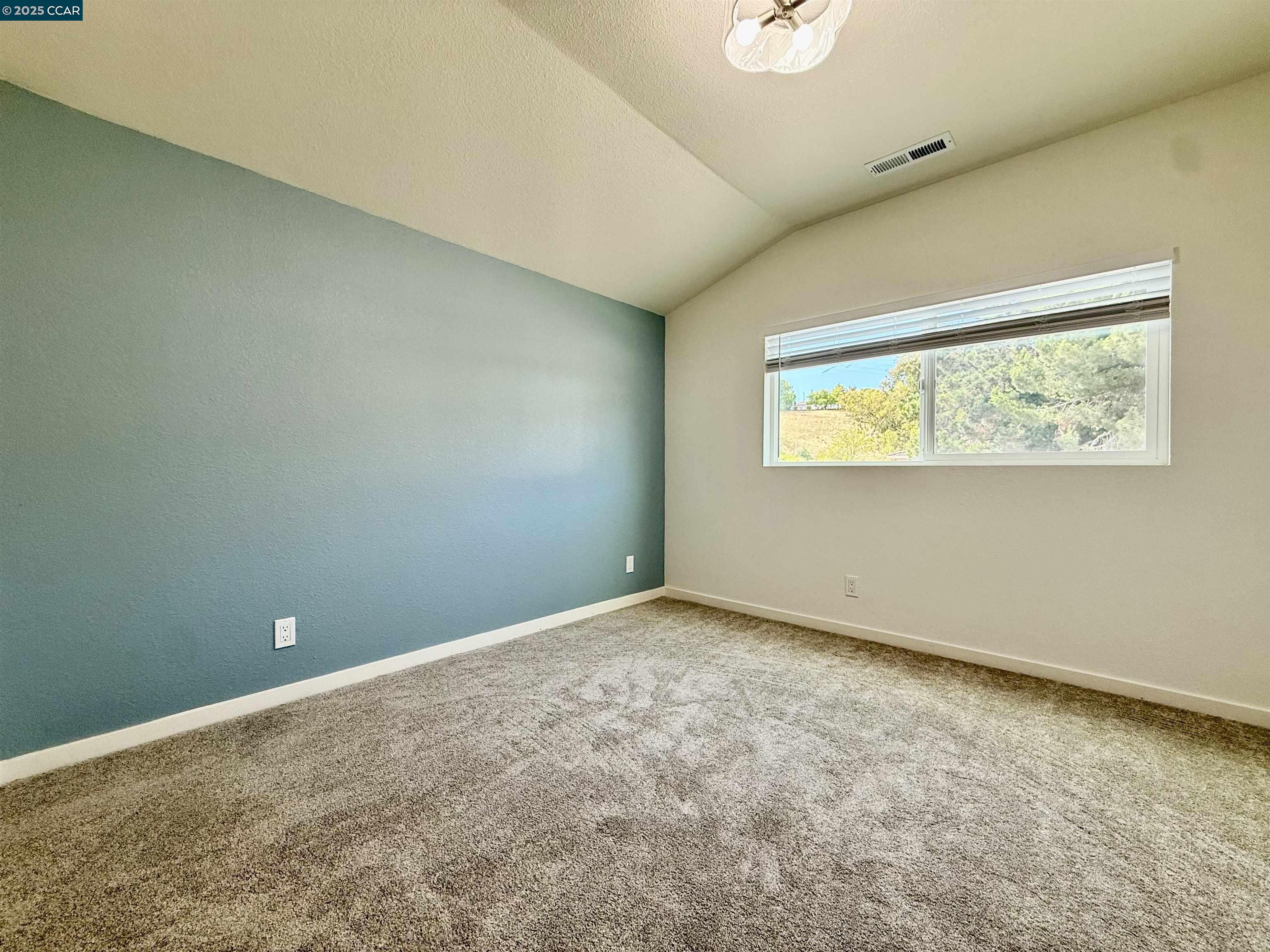 Detail Gallery Image 20 of 44 For 148 Lancaster Way, Vallejo,  CA 94591 - 4 Beds | 3 Baths