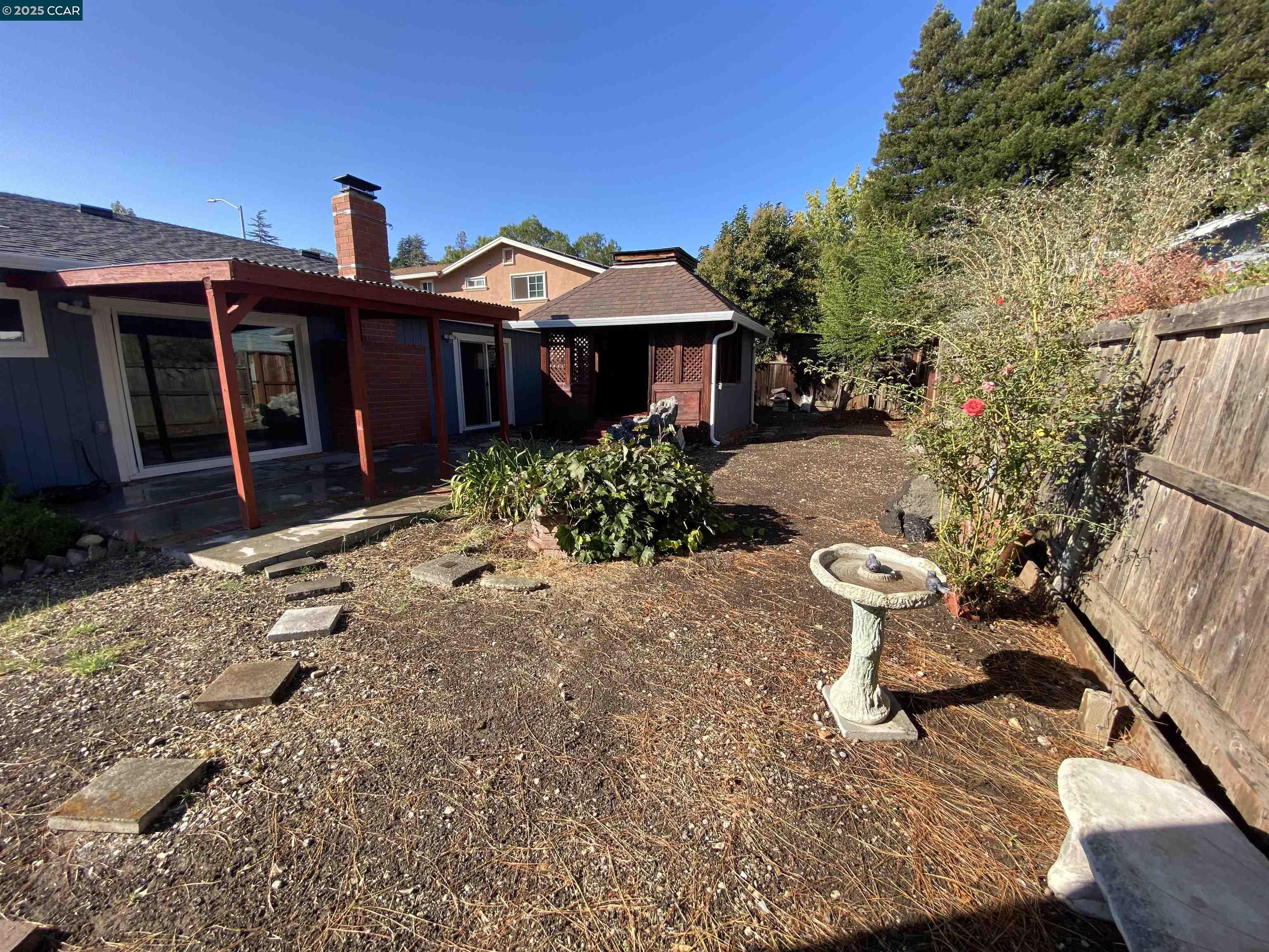 Detail Gallery Image 14 of 15 For 3063 Simas Ave, Pinole,  CA 94564 - 4 Beds | 2 Baths