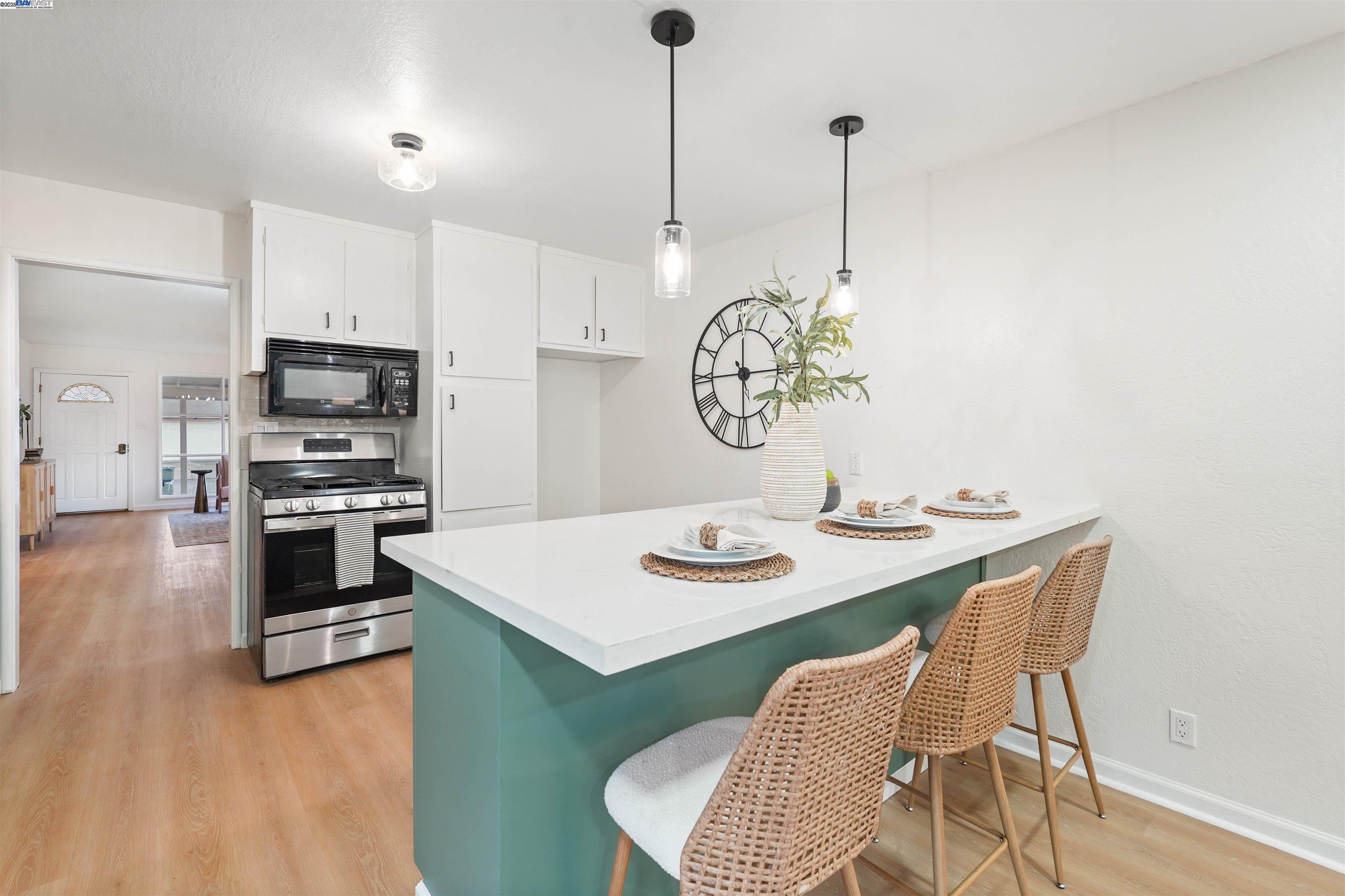 Detail Gallery Image 13 of 40 For 793 Moraga Dr, San Leandro,  CA 94578 - 3 Beds | 2 Baths