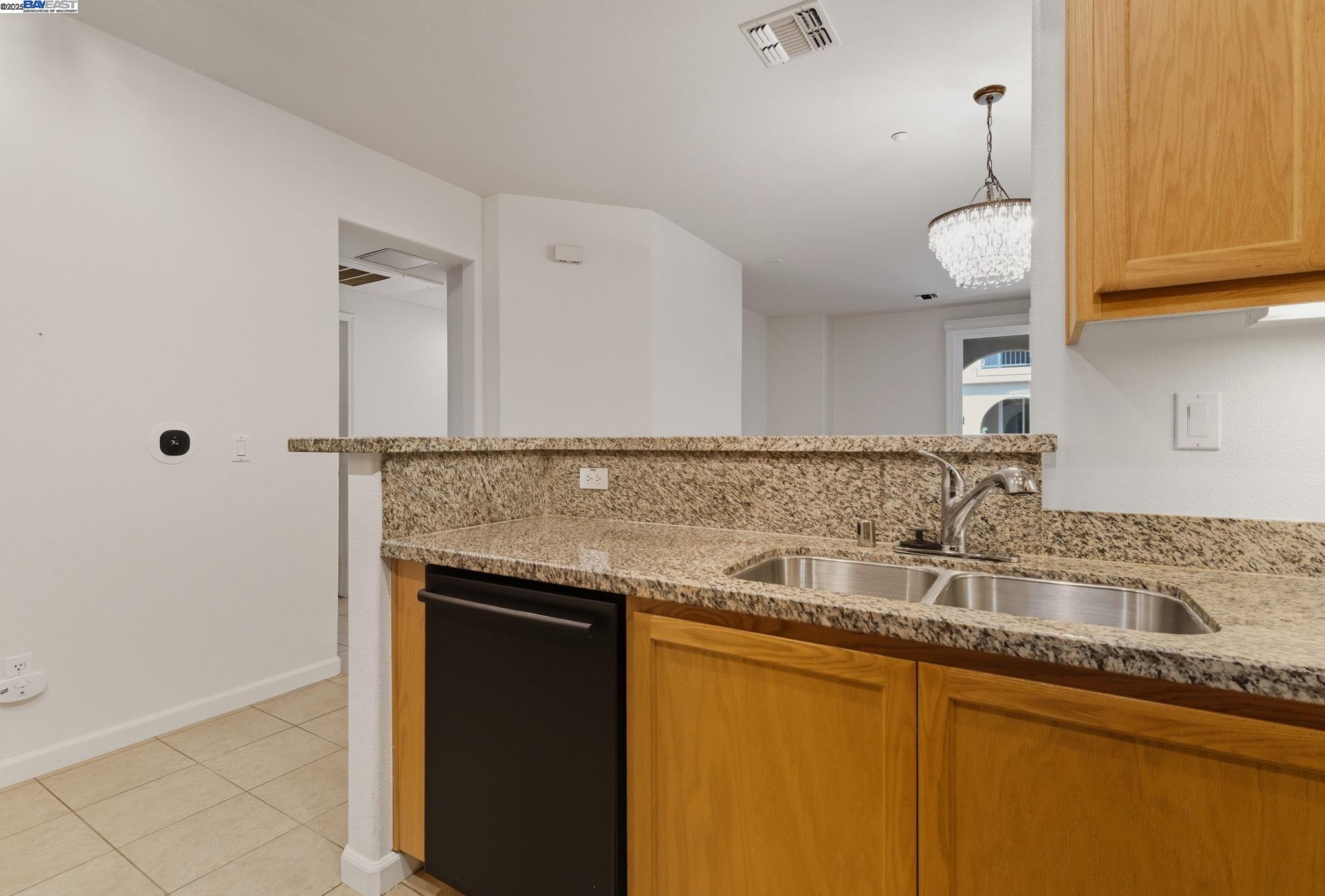 Photo #10: 41107951 Listing: Photo #10
