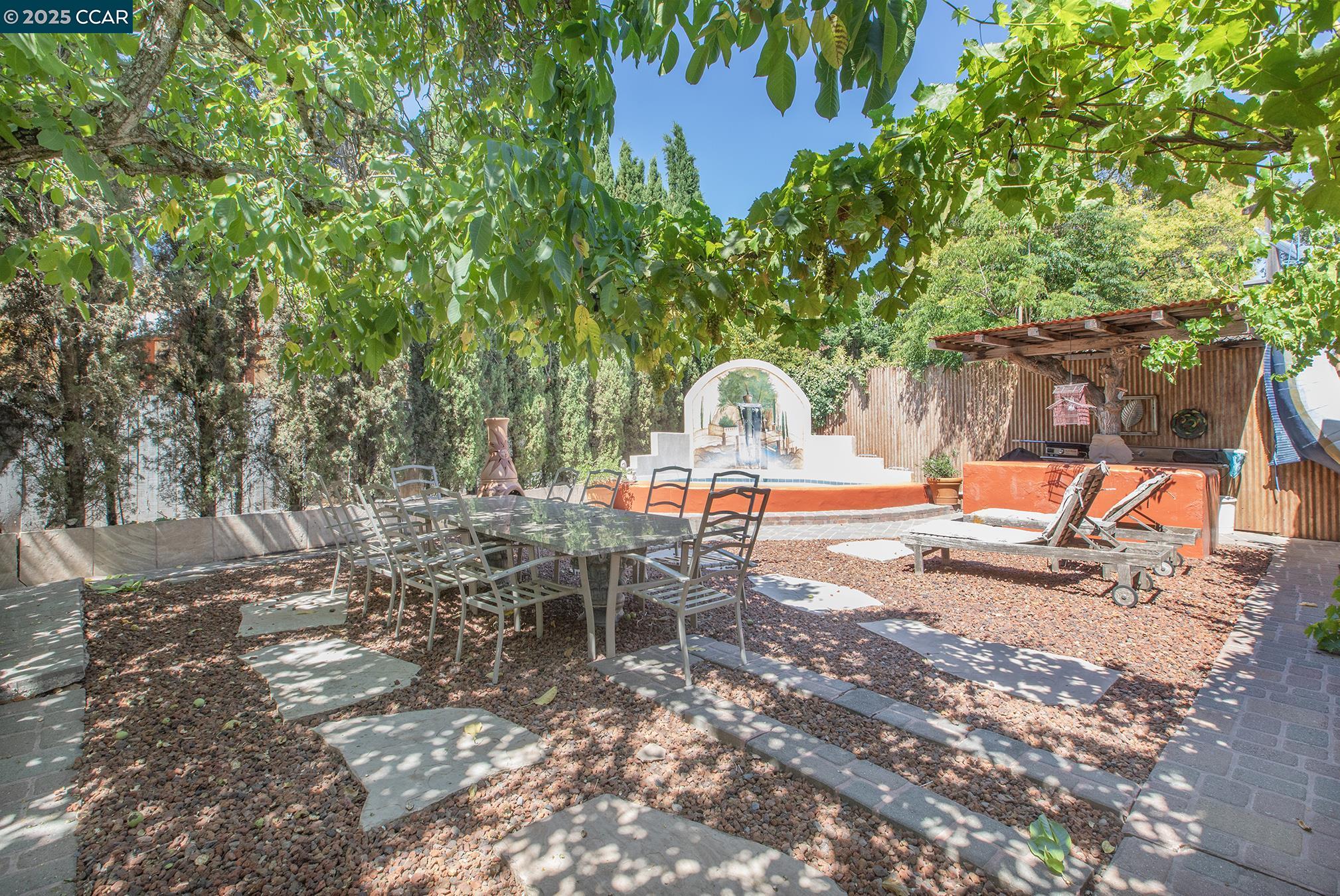 Detail Gallery Image 26 of 55 For 17190 Cedar Ave, Sonoma,  CA 95476 - 3 Beds | 1 Baths