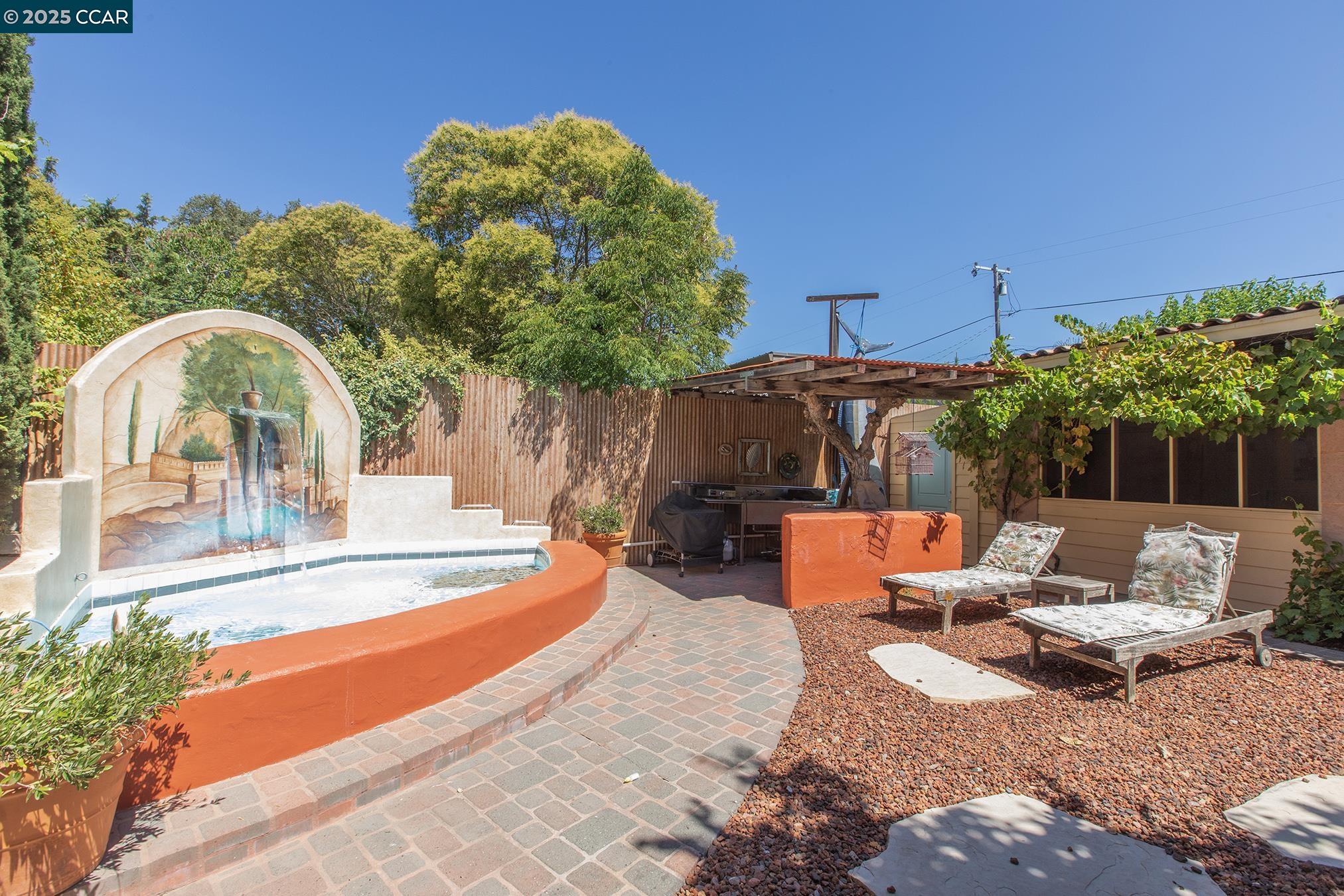 Detail Gallery Image 34 of 55 For 17190 Cedar Ave, Sonoma,  CA 95476 - 3 Beds | 1 Baths