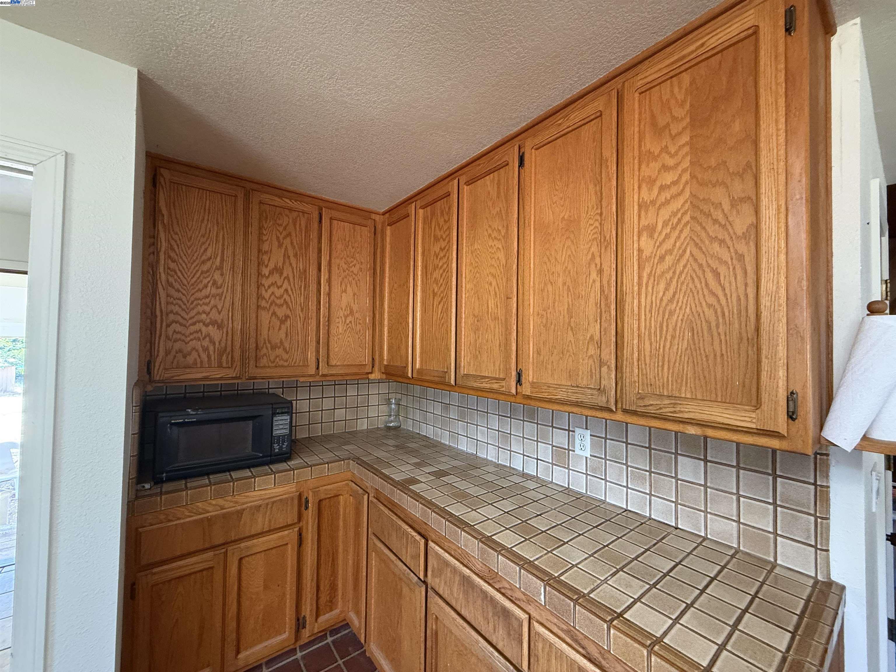 Detail Gallery Image 8 of 23 For 5893 Fruitland Rd, Marysville,  CA 95901 - 3 Beds | 2 Baths