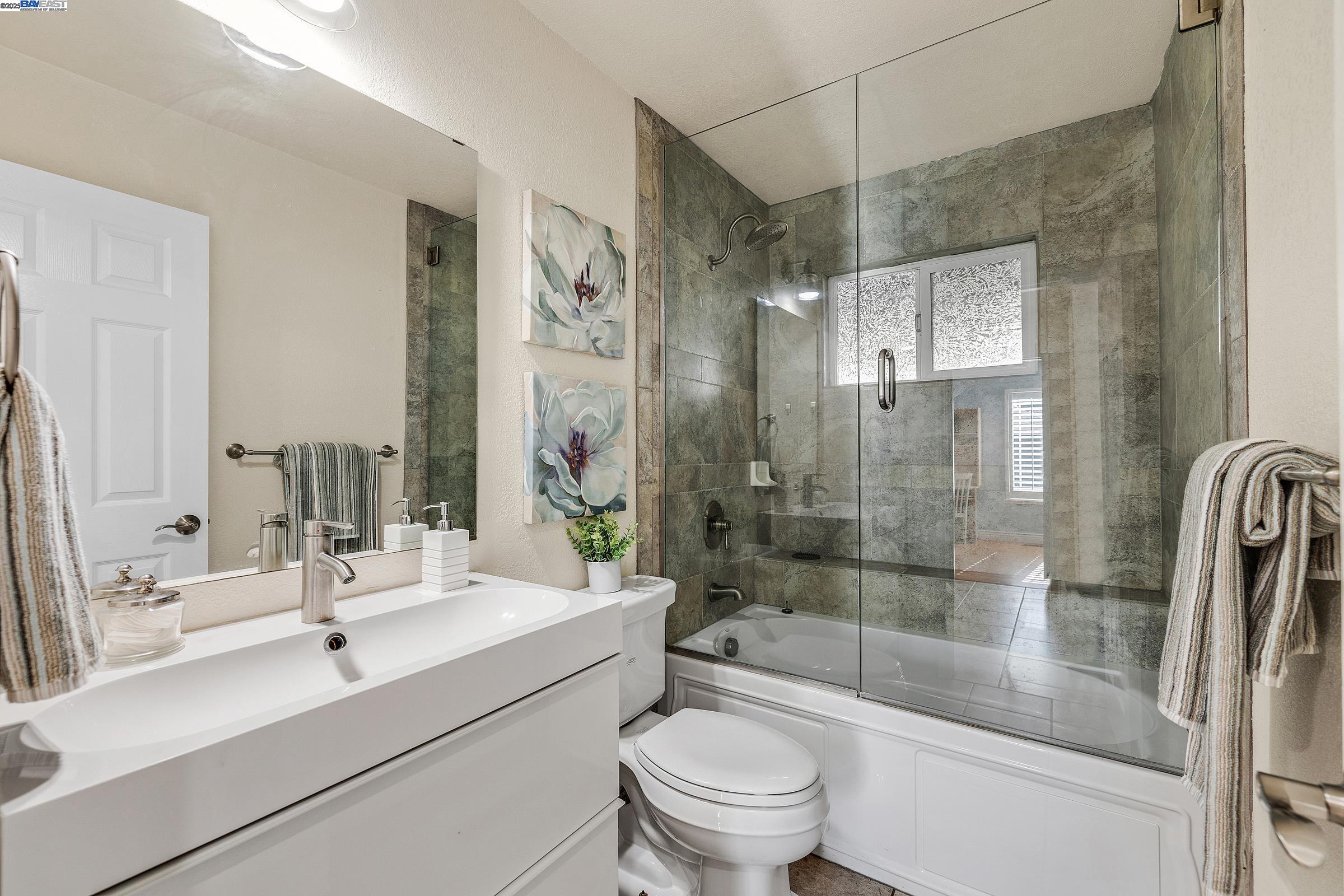 Detail Gallery Image 25 of 55 For 4955 Swindon Pl, Newark,  CA 94560 - 4 Beds | 3 Baths