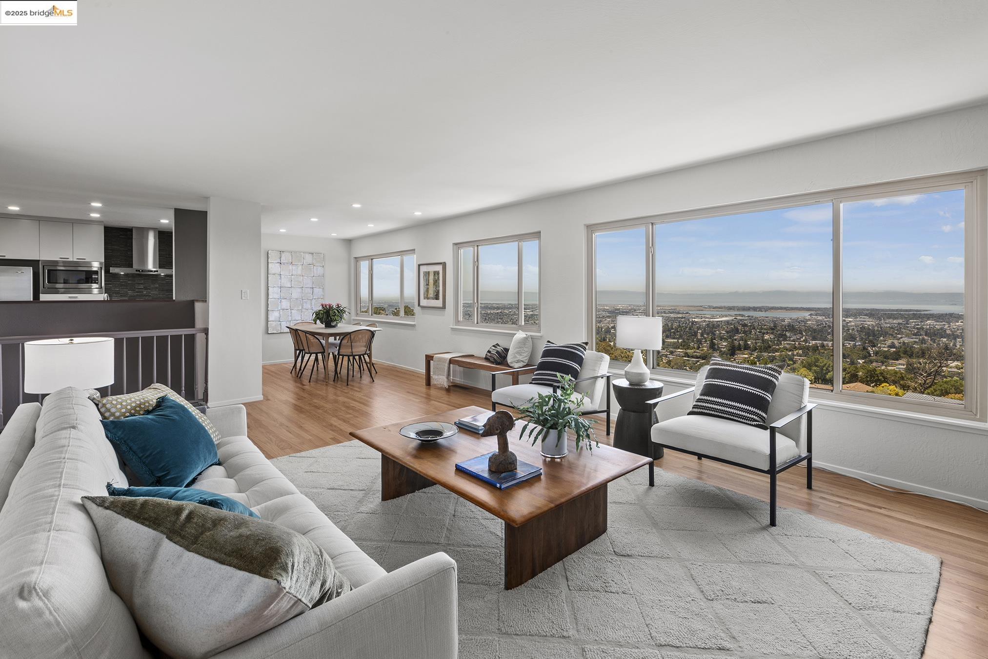 Detail Gallery Image 11 of 60 For 381 Crestmont Dr, Oakland,  CA 94619 - 4 Beds | 2/1 Baths