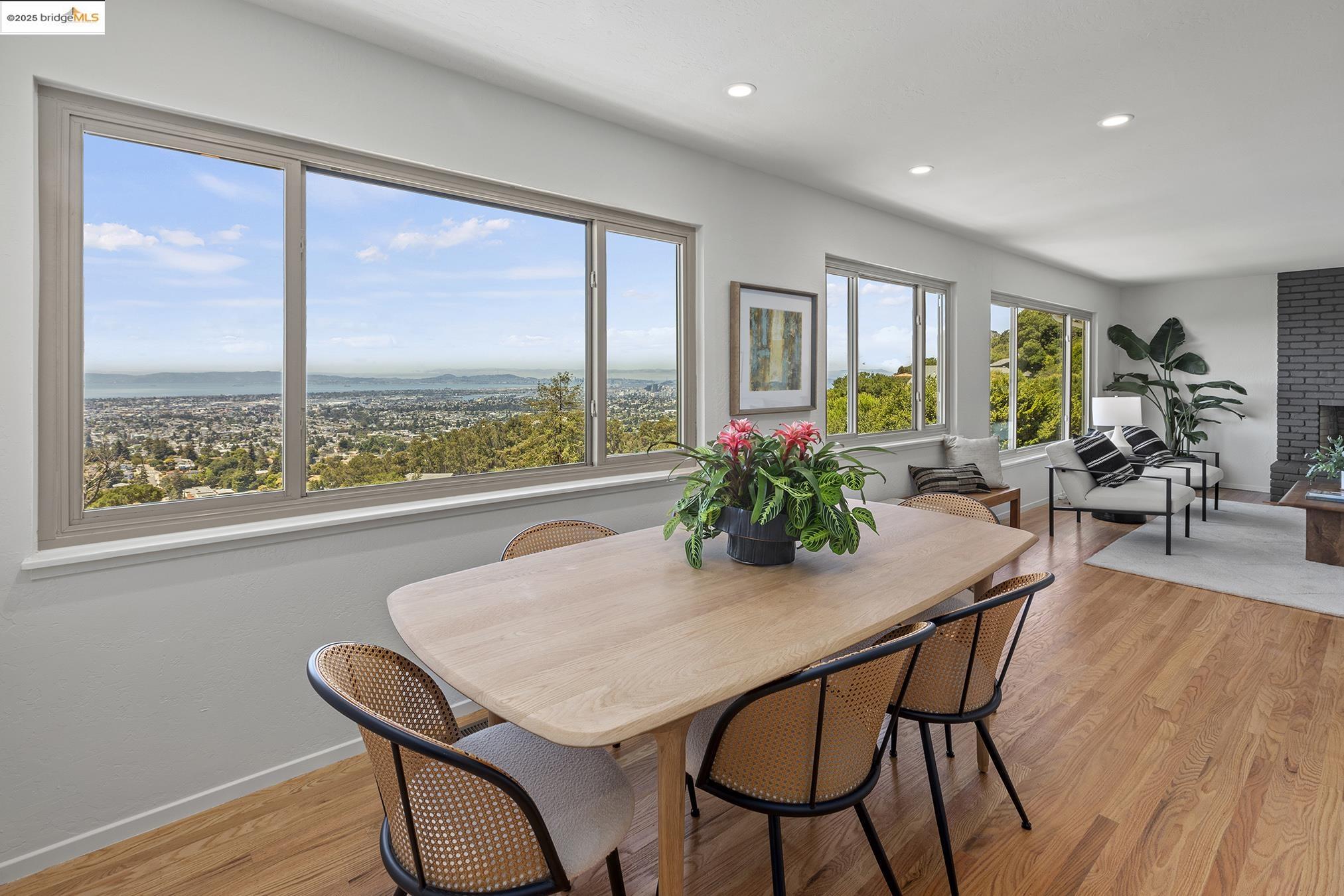 Detail Gallery Image 15 of 60 For 381 Crestmont Dr, Oakland,  CA 94619 - 4 Beds | 2/1 Baths