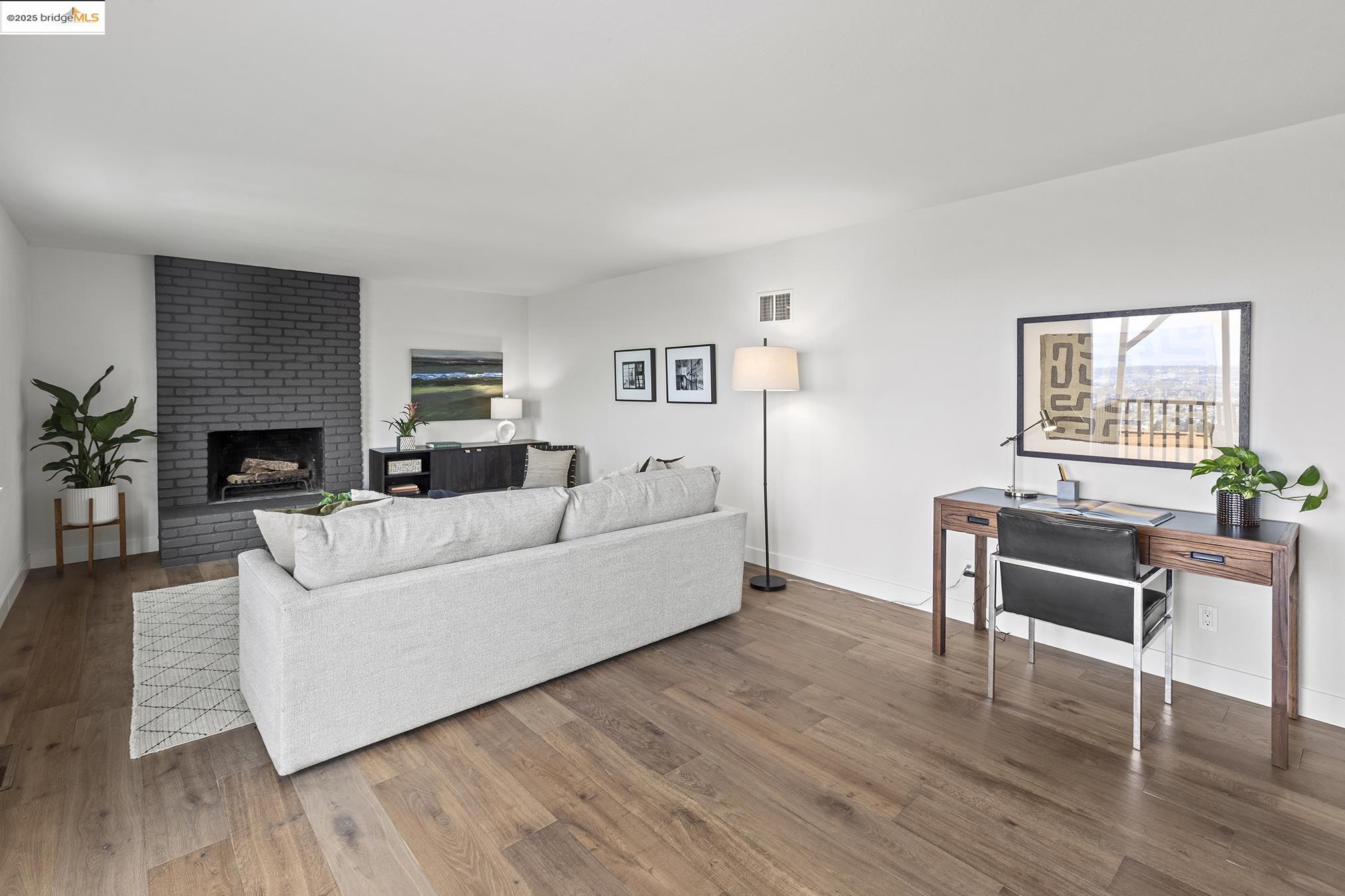 Detail Gallery Image 38 of 60 For 381 Crestmont Dr, Oakland,  CA 94619 - 4 Beds | 2/1 Baths