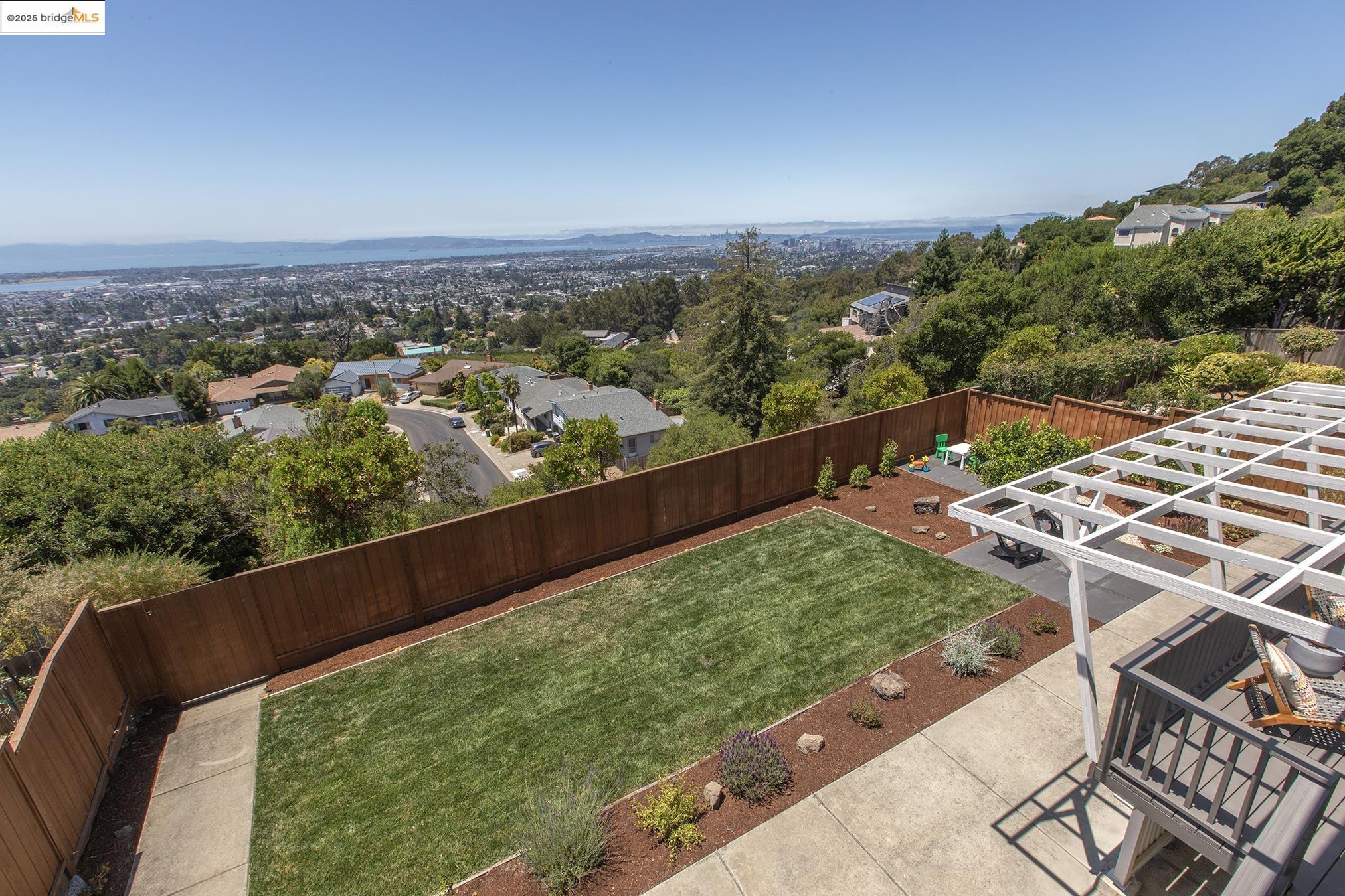 Detail Gallery Image 47 of 60 For 381 Crestmont Dr, Oakland,  CA 94619 - 4 Beds | 2/1 Baths