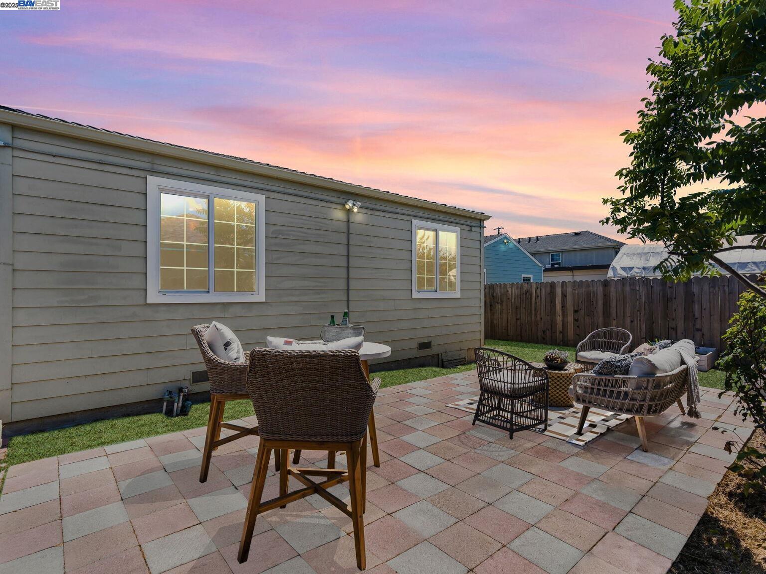 Detail Gallery Image 58 of 60 For 455 32nd St, Richmond,  CA 94804 - 3 Beds | 2 Baths