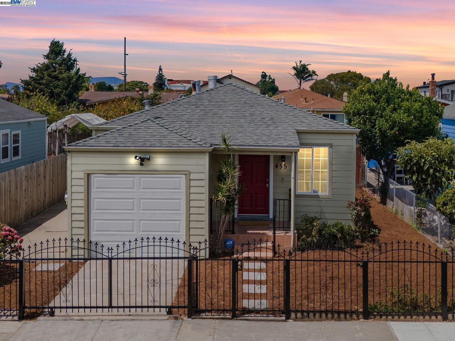 Detail Gallery Image 60 of 60 For 455 32nd St, Richmond,  CA 94804 - 3 Beds | 2 Baths
