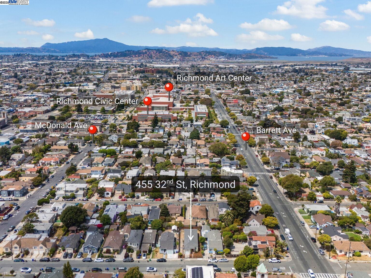 Detail Gallery Image 7 of 60 For 455 32nd St, Richmond,  CA 94804 - 3 Beds | 2 Baths