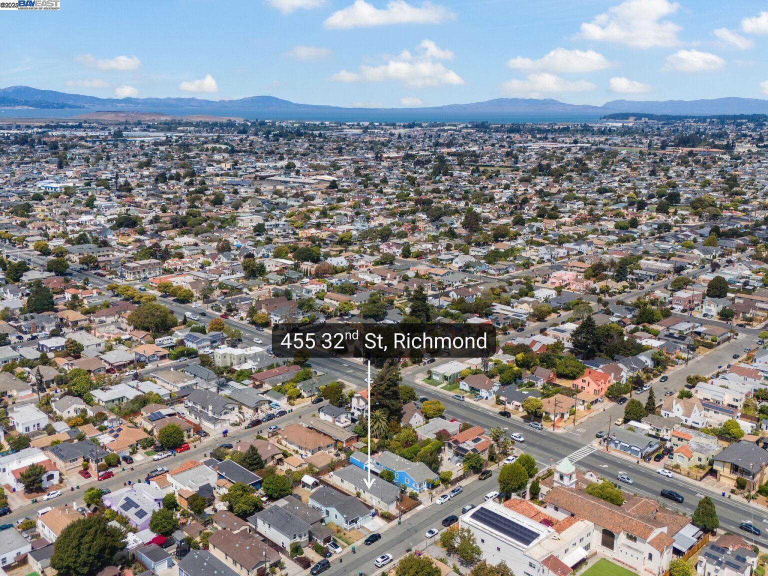 Detail Gallery Image 8 of 60 For 455 32nd St, Richmond,  CA 94804 - 3 Beds | 2 Baths