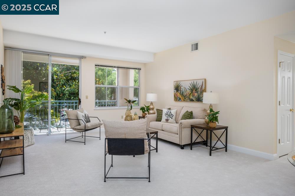 Photo #5: 41107964 Listing 