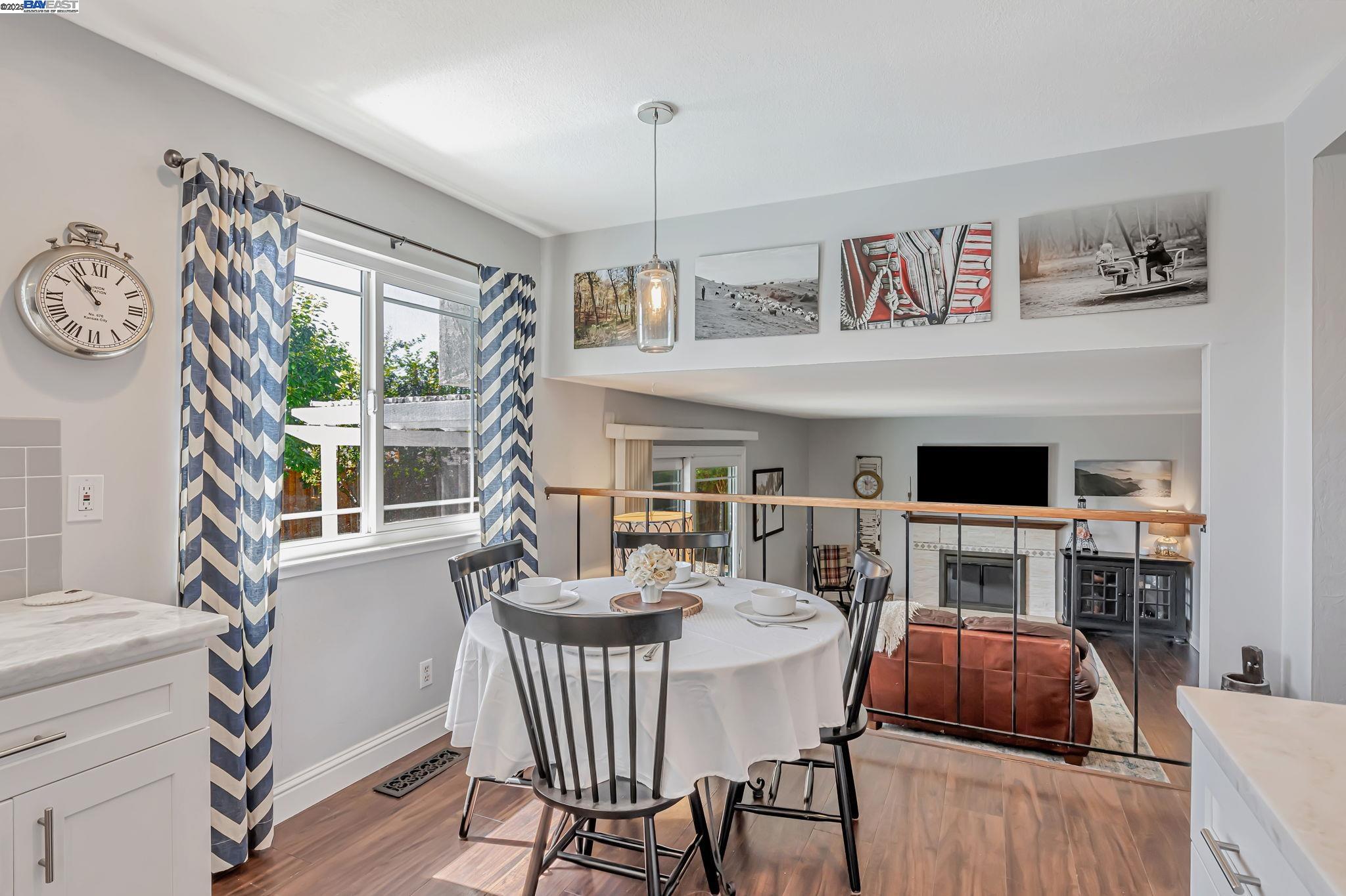 Detail Gallery Image 11 of 27 For 7765 Dublin Green Ct, Dublin,  CA 94568 - 4 Beds | 2/1 Baths