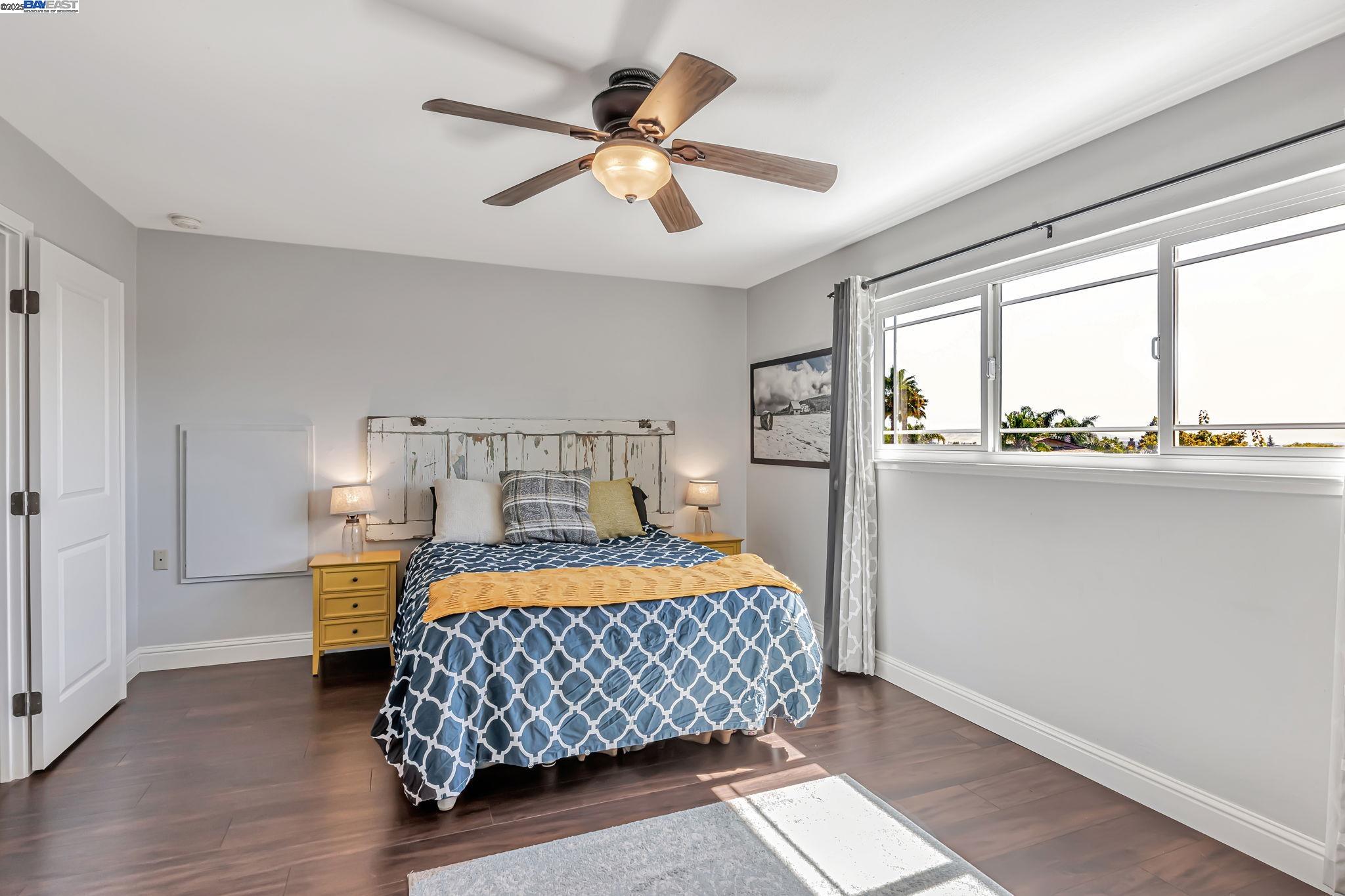 Detail Gallery Image 17 of 27 For 7765 Dublin Green Ct, Dublin,  CA 94568 - 4 Beds | 2/1 Baths