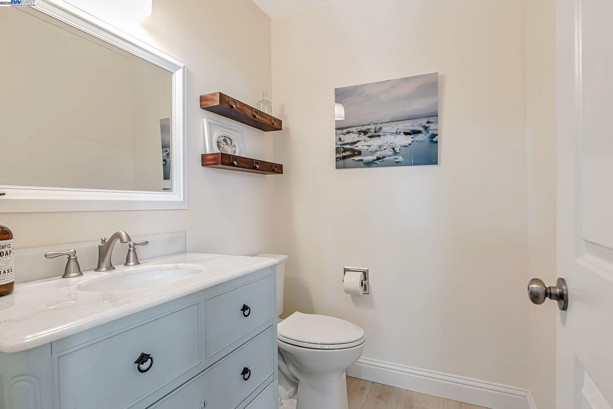 Detail Gallery Image 21 of 27 For 7765 Dublin Green Ct, Dublin,  CA 94568 - 4 Beds | 2/1 Baths