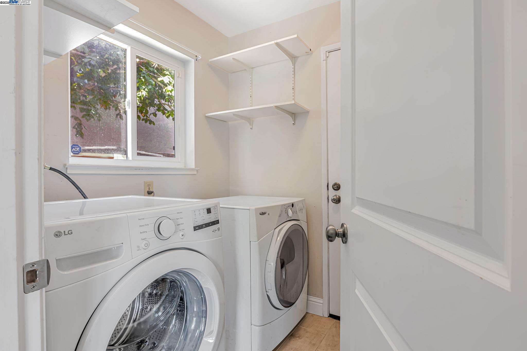 Detail Gallery Image 22 of 27 For 7765 Dublin Green Ct, Dublin,  CA 94568 - 4 Beds | 2/1 Baths