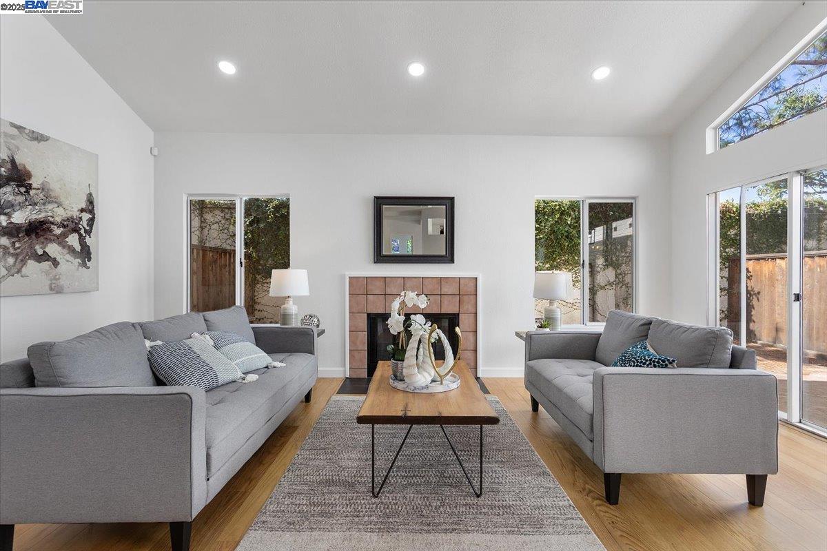 Detail Gallery Image 16 of 43 For 6477 Potrero Drive, Newark,  CA 94560 - 3 Beds | 2/1 Baths