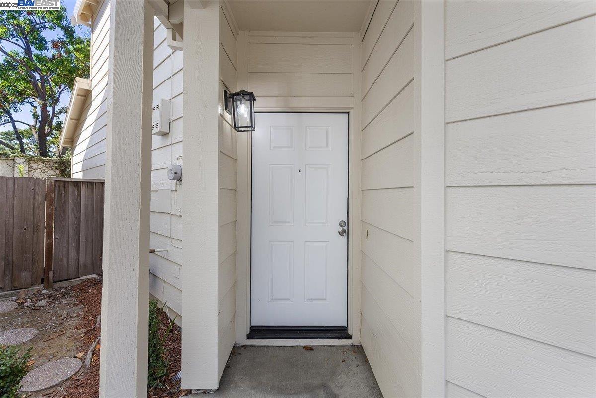 Detail Gallery Image 4 of 43 For 6477 Potrero Drive, Newark,  CA 94560 - 3 Beds | 2/1 Baths