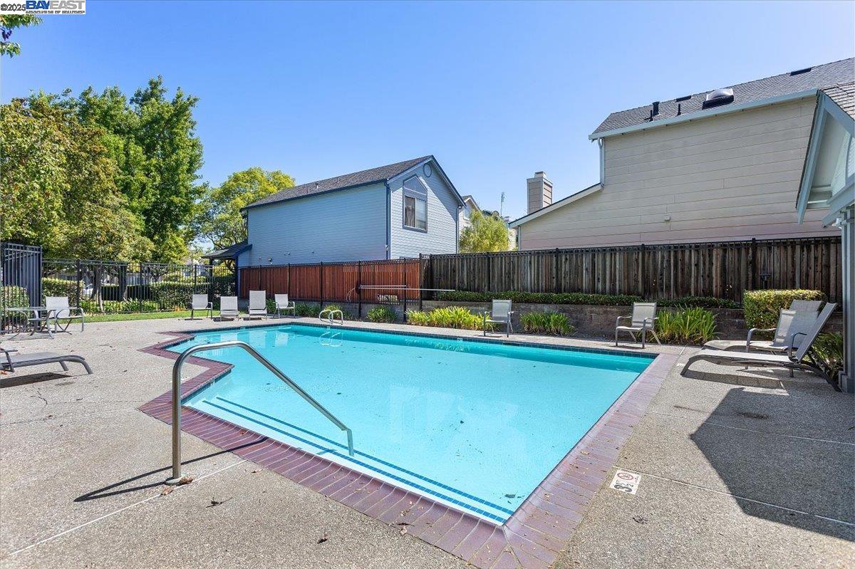 Detail Gallery Image 39 of 43 For 6477 Potrero Drive, Newark,  CA 94560 - 3 Beds | 2/1 Baths
