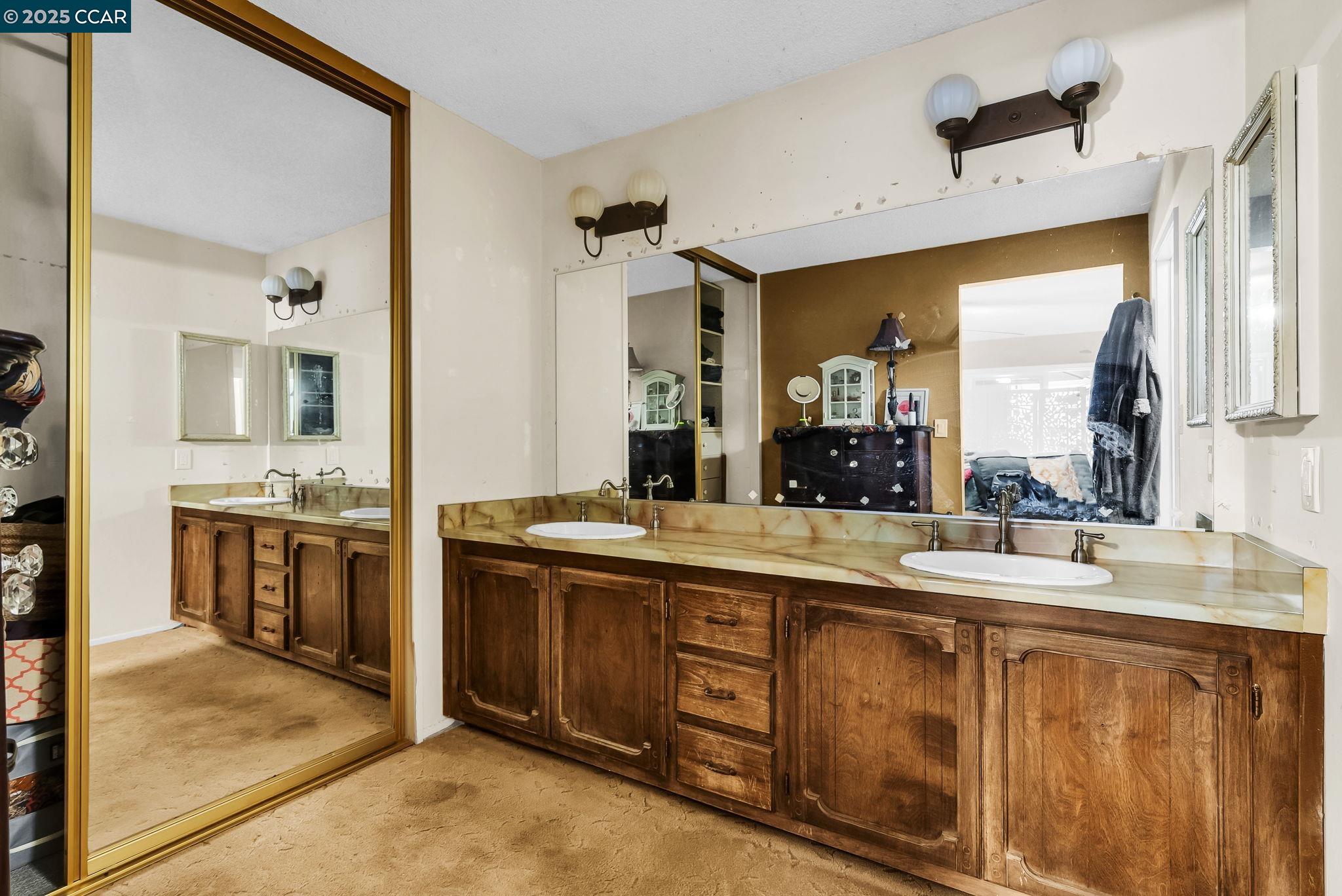 Detail Gallery Image 12 of 17 For 5465 Preston Ct, Concord,  CA 94521 - 4 Beds | 2 Baths
