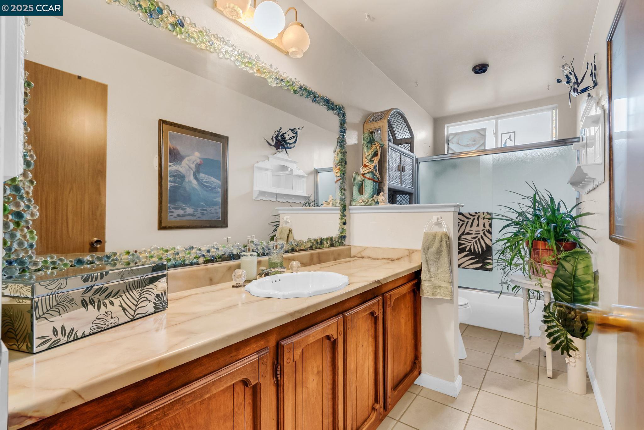 Detail Gallery Image 10 of 17 For 5465 Preston Ct, Concord,  CA 94521 - 4 Beds | 2 Baths