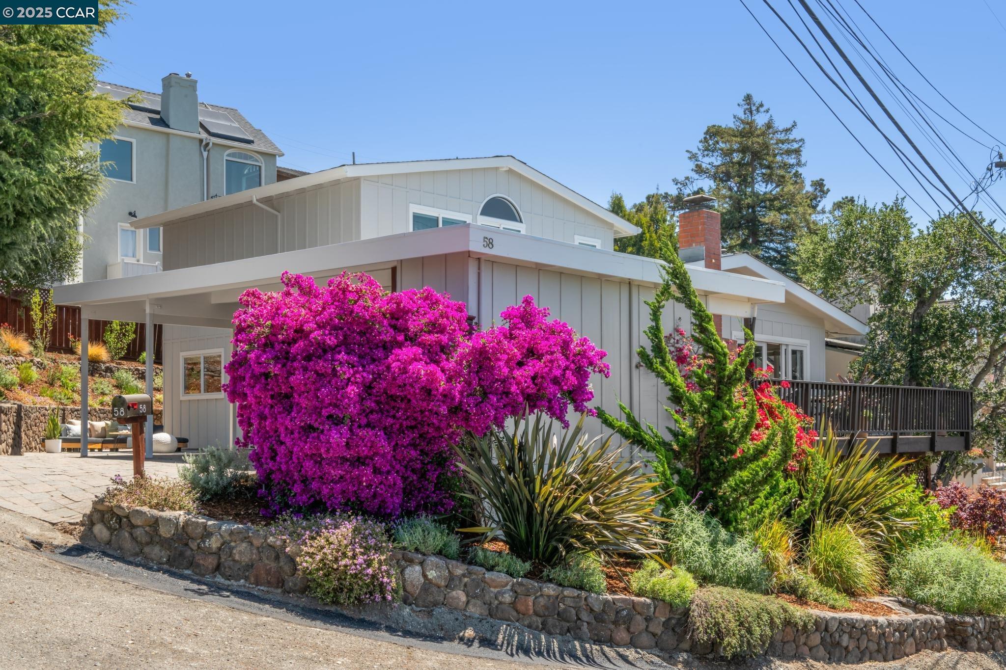 Detail Gallery Image 2 of 53 For 58 Buckeye Ave, Oakland,  CA 94618 - 4 Beds | 3 Baths