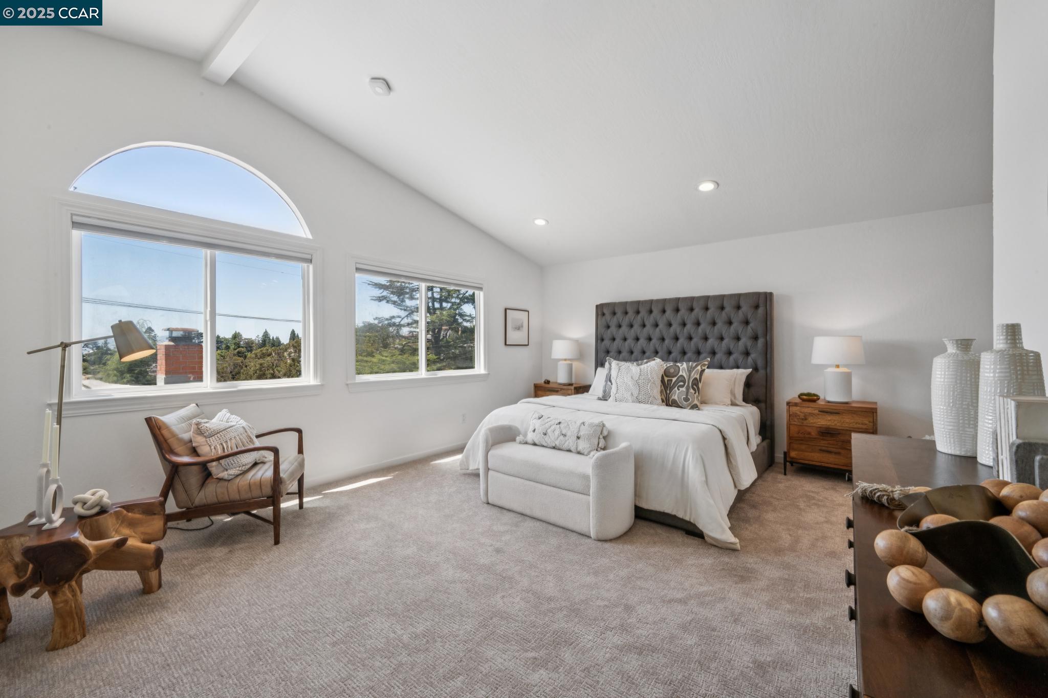 Detail Gallery Image 26 of 53 For 58 Buckeye Ave, Oakland,  CA 94618 - 4 Beds | 3 Baths