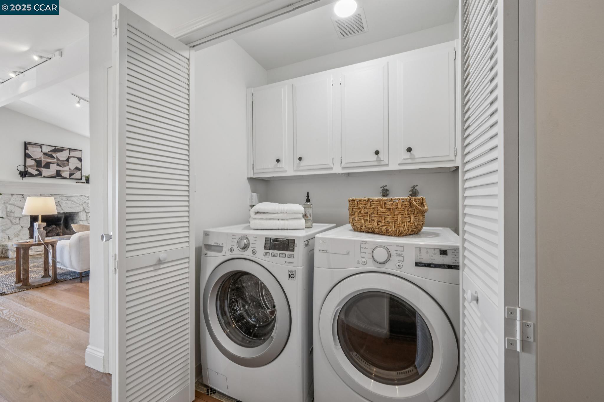 Detail Gallery Image 35 of 53 For 58 Buckeye Ave, Oakland,  CA 94618 - 4 Beds | 3 Baths