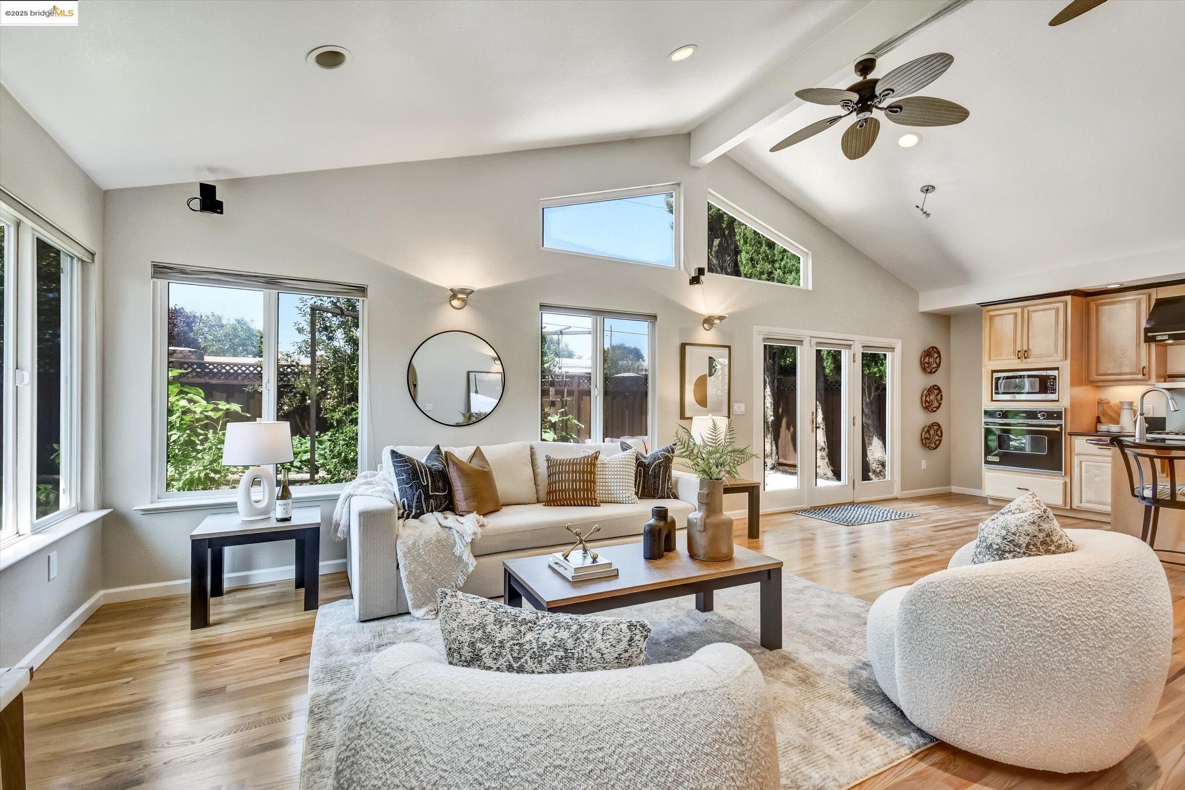 Detail Gallery Image 1 of 60 For 1443 Phantom Ave, San Jose,  CA 95125-5220 - 3 Beds | 2 Baths