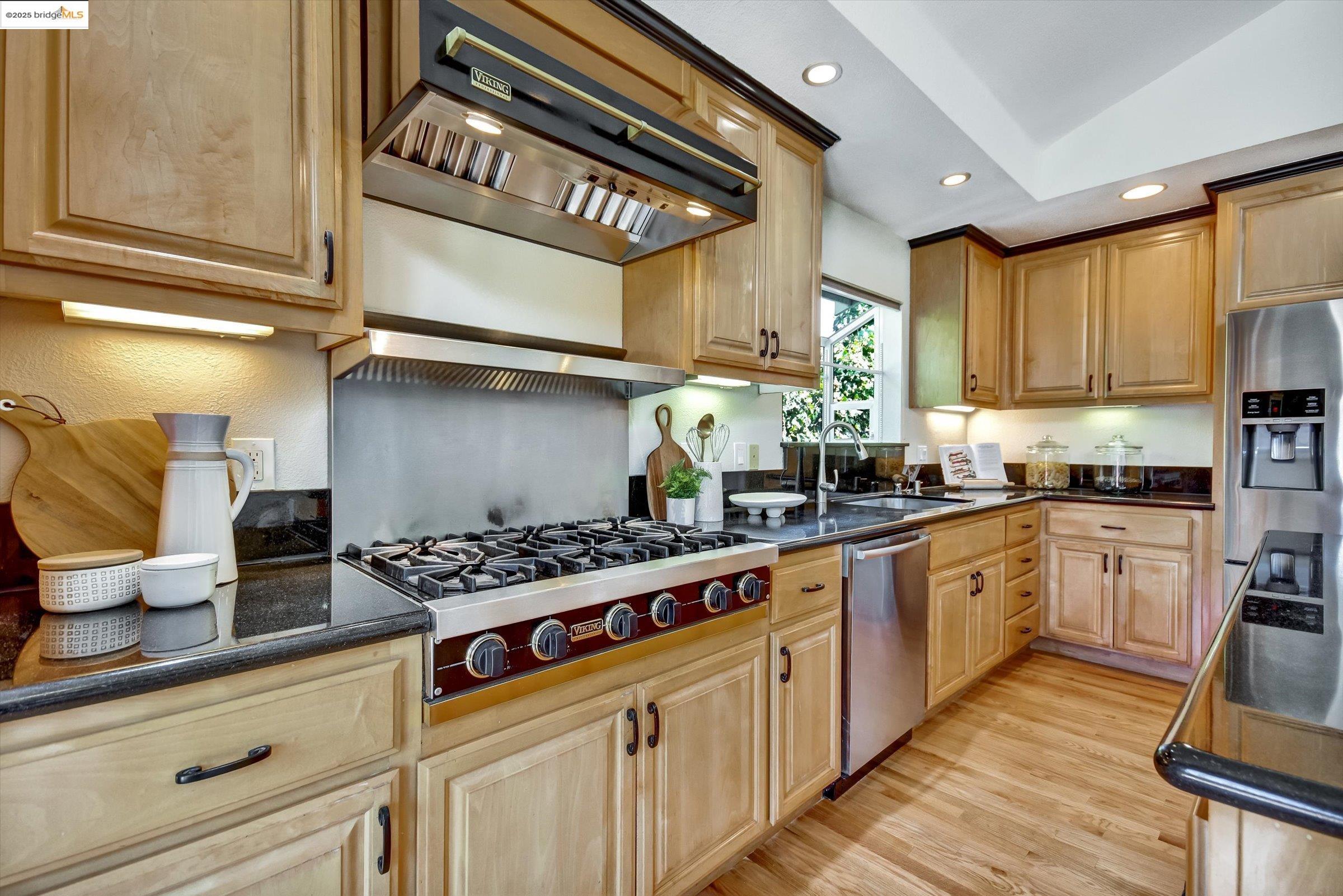 Detail Gallery Image 20 of 60 For 1443 Phantom Ave, San Jose,  CA 95125-5220 - 3 Beds | 2 Baths