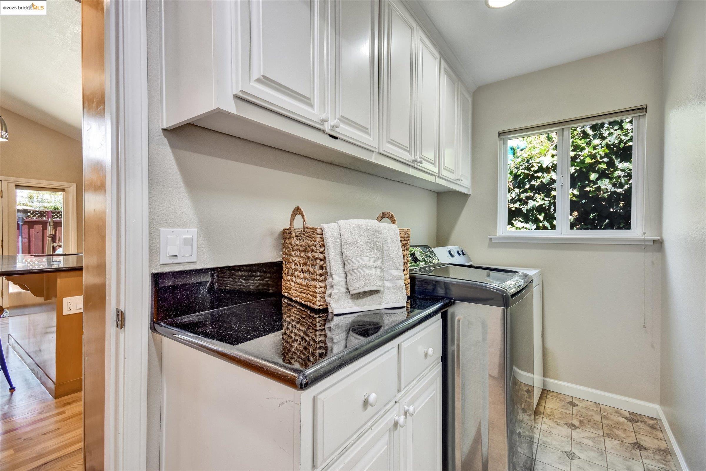 Detail Gallery Image 40 of 60 For 1443 Phantom Ave, San Jose,  CA 95125-5220 - 3 Beds | 2 Baths